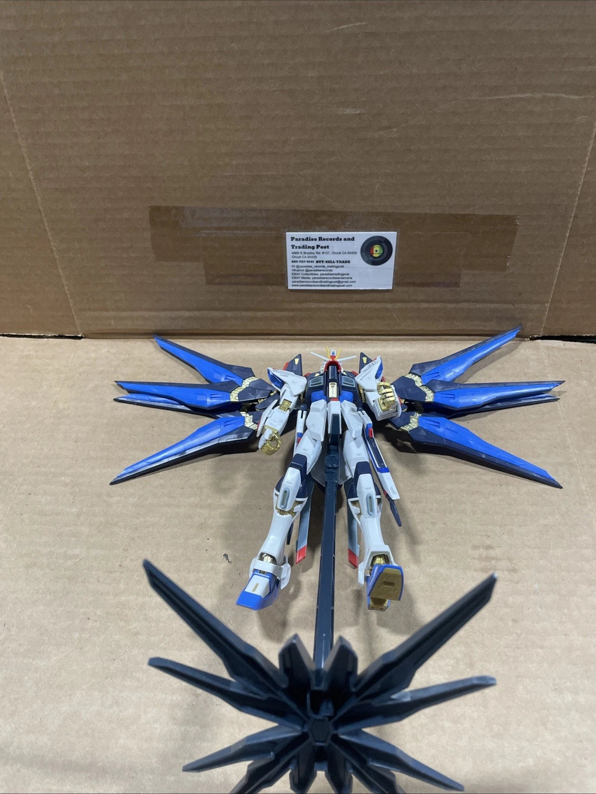 Bandai Strike Freedom Gundam built Model Kit Figure with Stand No Box No Manual