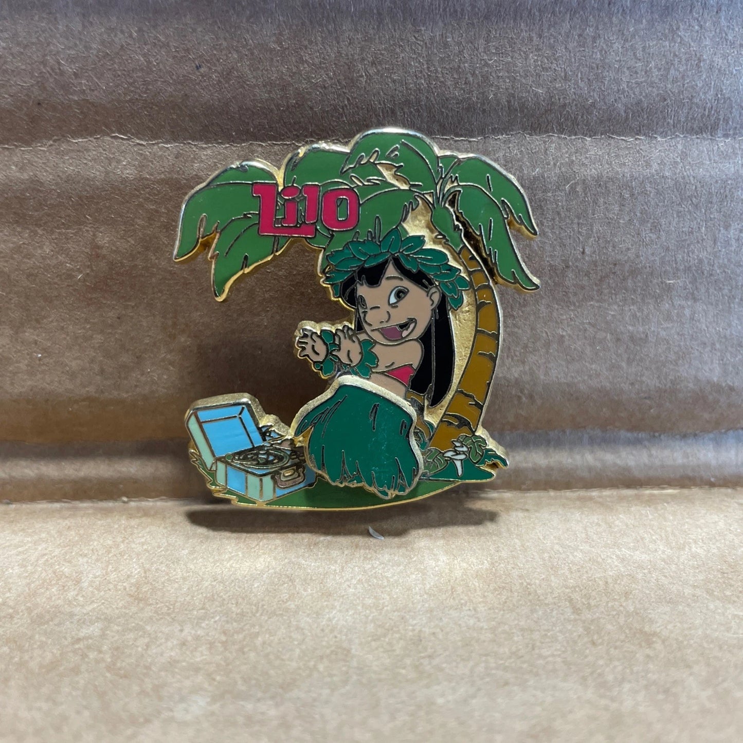 Disney Store Lilo Hula Dancing Slider Stitch Pin