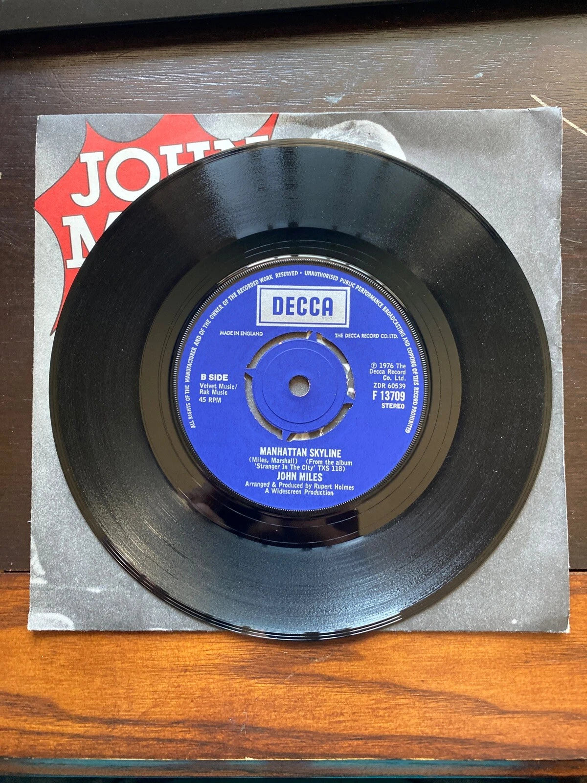 EX John Miles- Slow Down- Manhattan Skyline- Decca Records 7” 1976 w SLEEVE