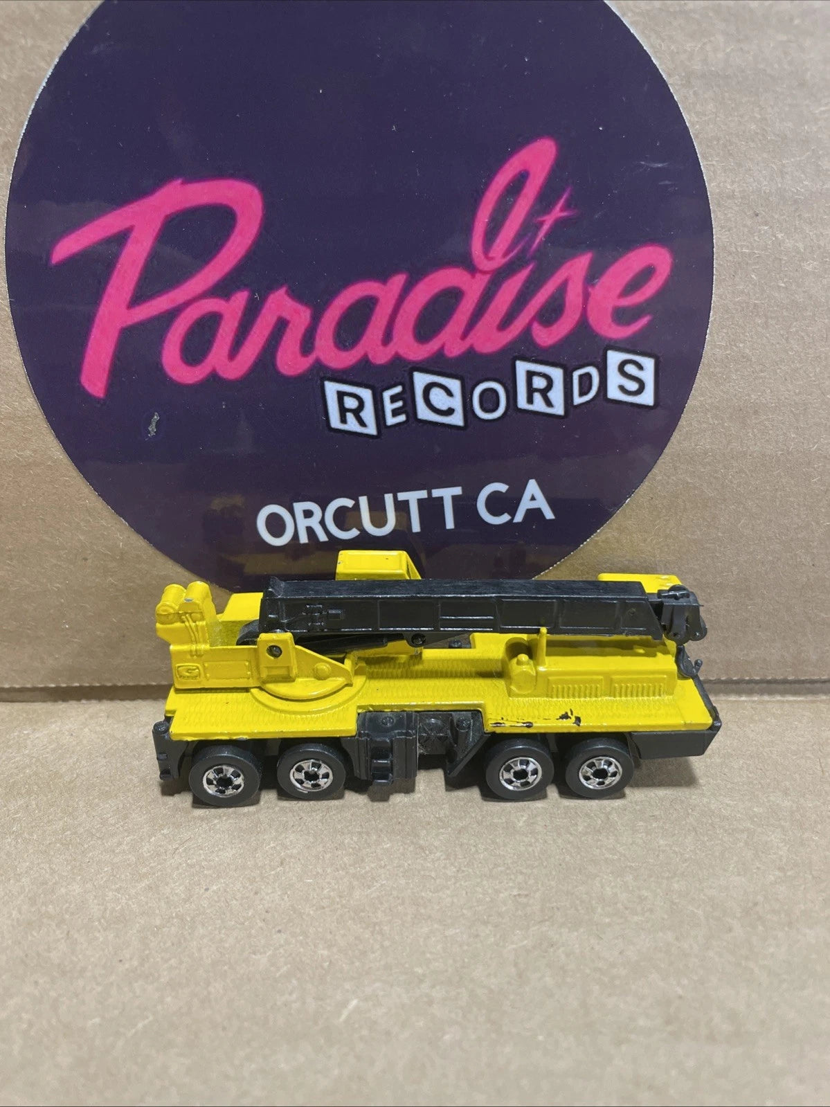Vintage Hot Wheels 1981 Construction Crane Truck Yellow Mattel Diecast Malaysia