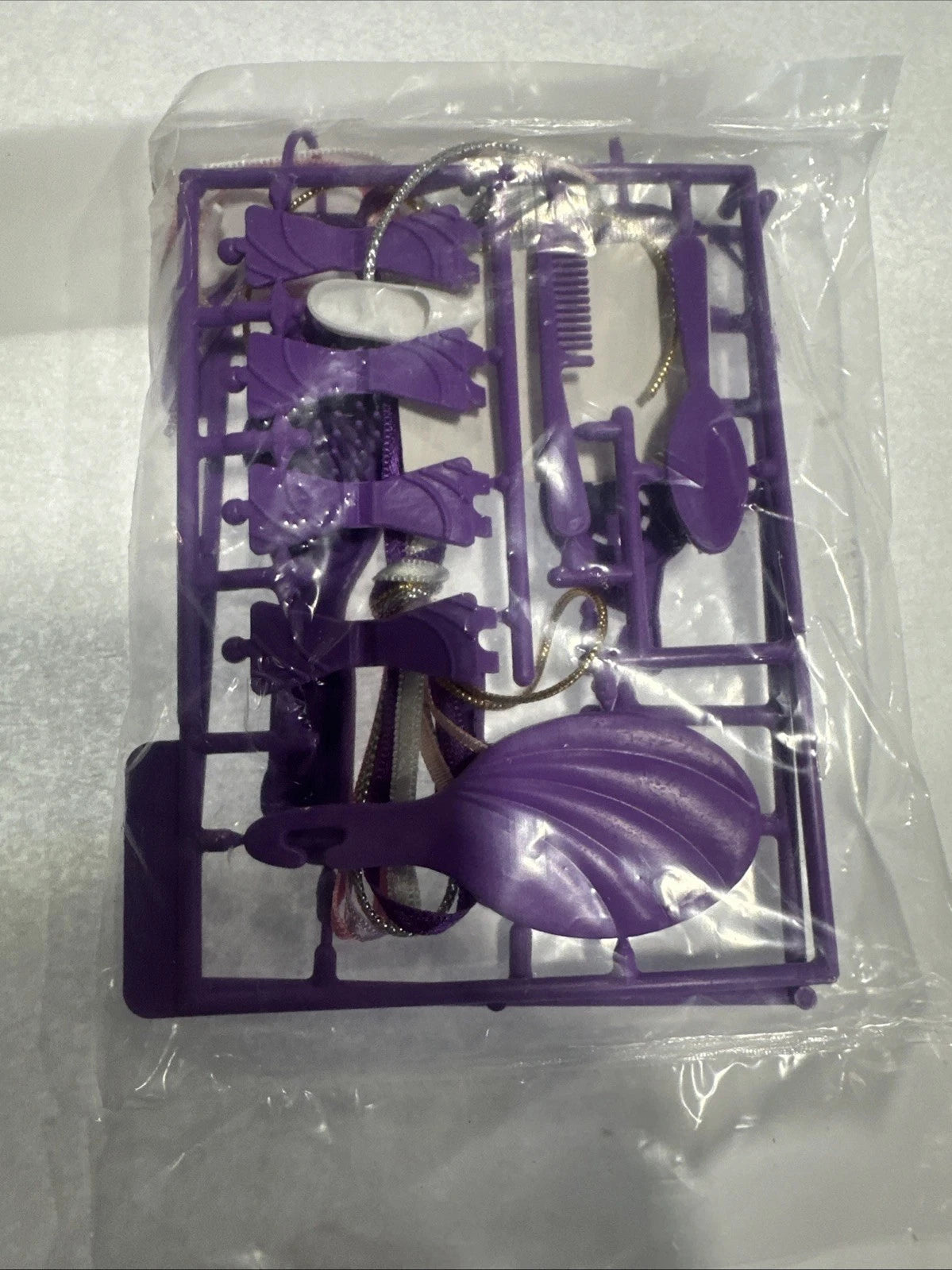 1986 SUPER HAIR BARBIE SET Accessory Pack Never Used Clips Brush Mirror