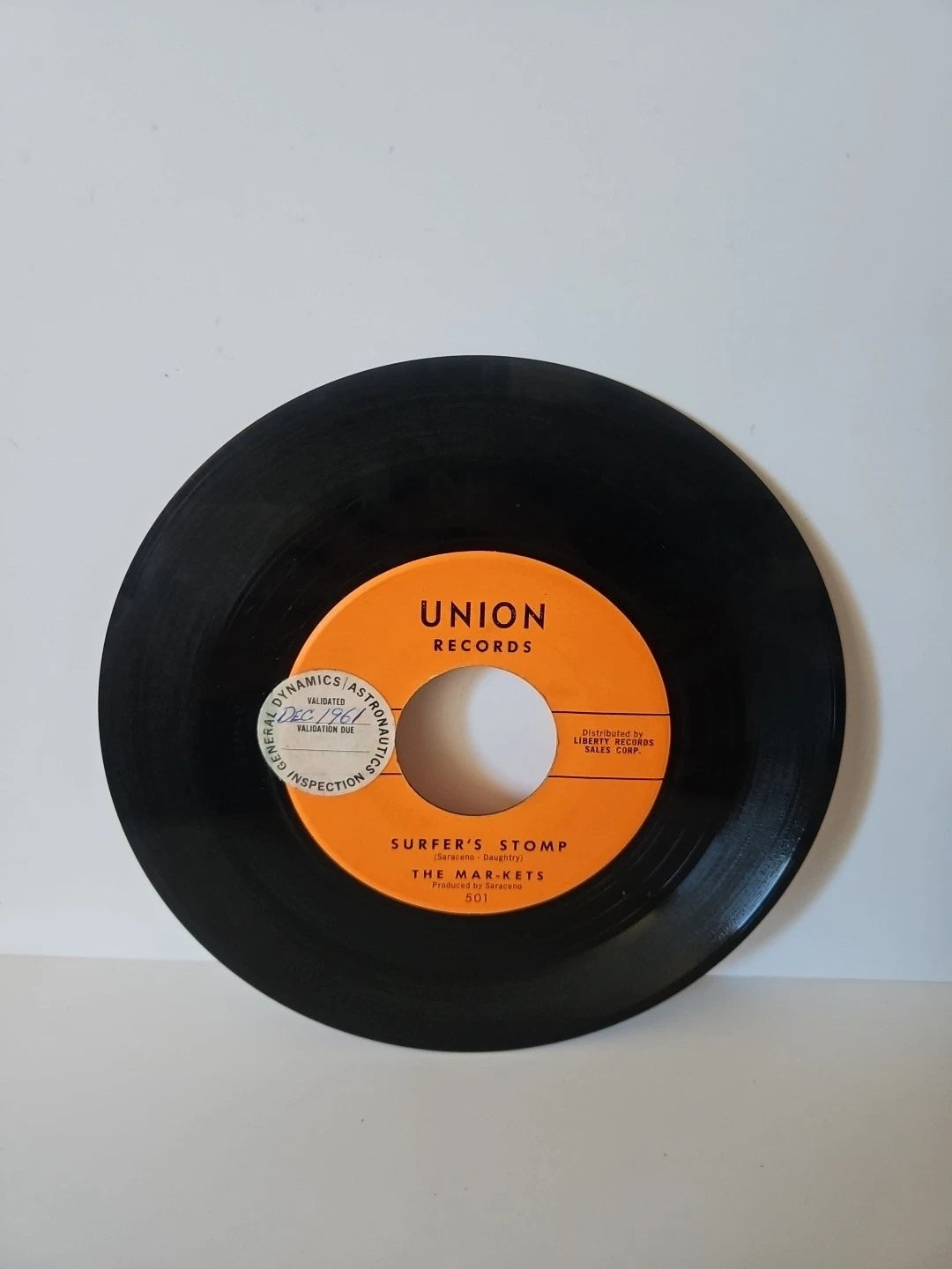 The MAR-KETS Surfers Stomp / Start Vinyl 1962 Union Records 501 Surf 45 RPM