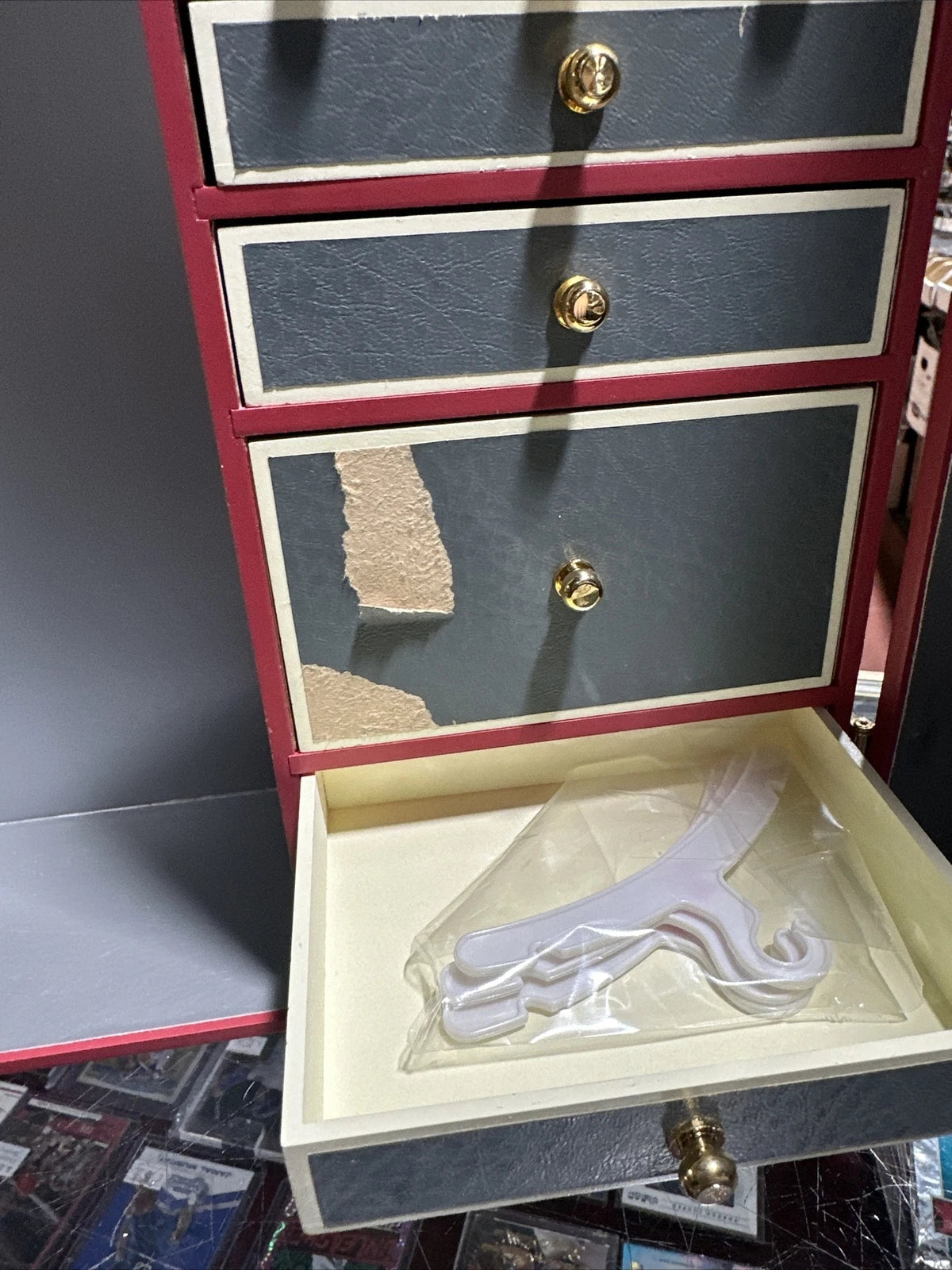 I Love Lucy Franklin Wardrobe Case Trunk VERY RARE With COA And Hangars