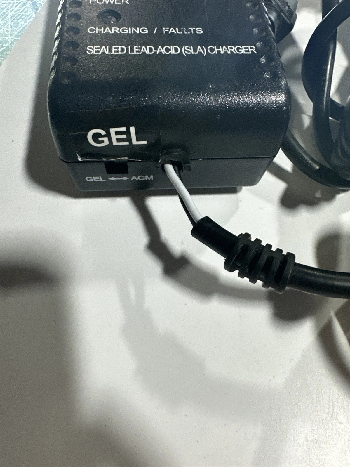 UPG Lead-Acid Charger 24 Volt 8 Amp Charger 24BC8000T-4