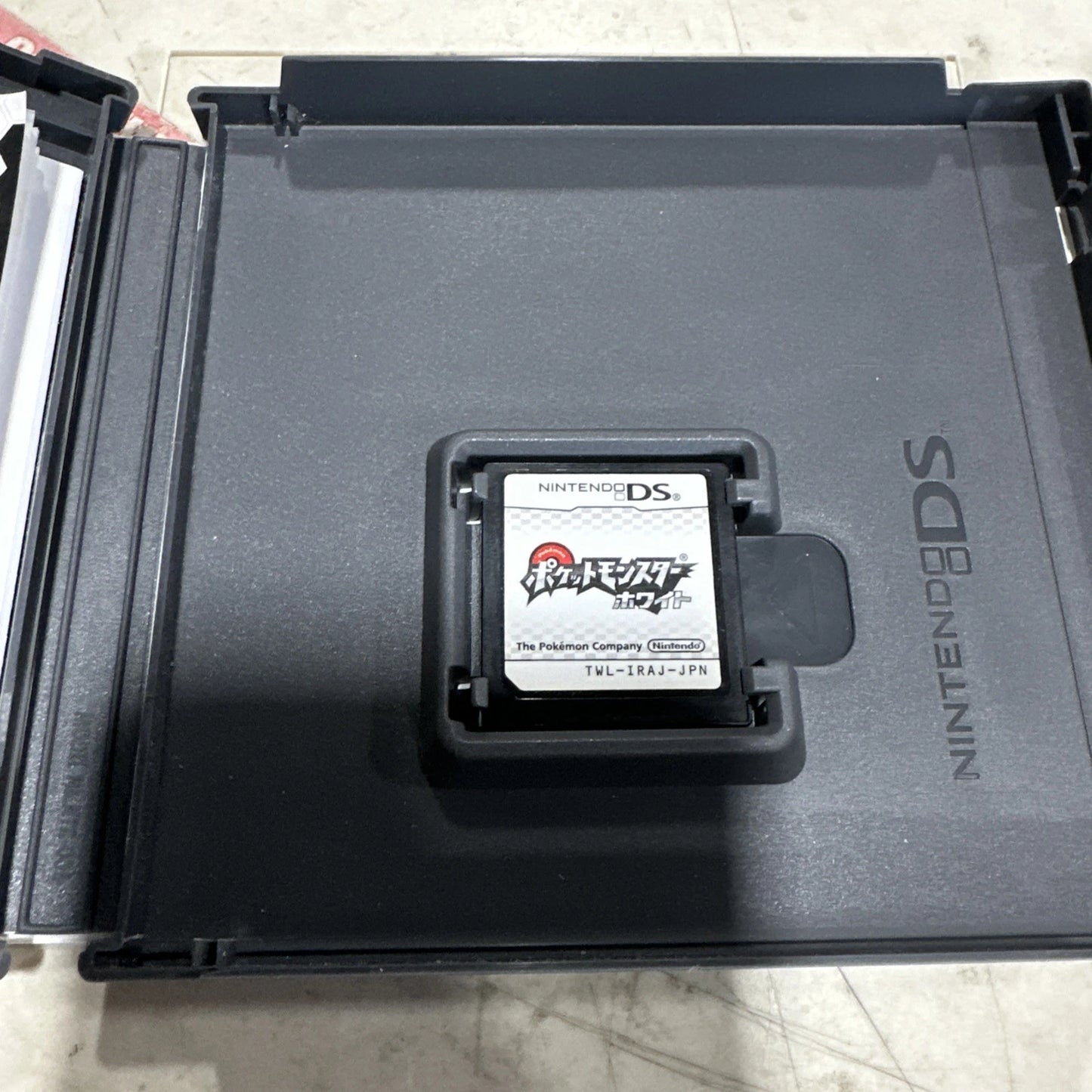 Authentic Pokemon White (Nintendo DS, 2010) Japanese Version With English Case