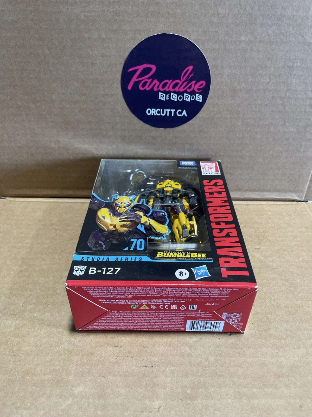 Transformers Hasbro Studio Series Bumblebee 70 Action Figure Brand New B-127