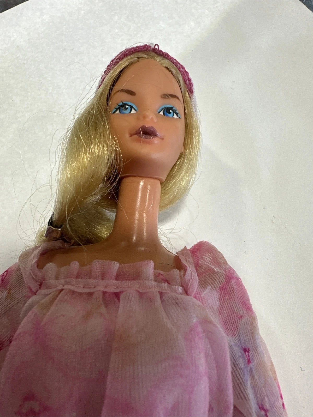 Vintage Barbie KISSING Barbie The Doll Who Kisses 1978 Mattel Works 3