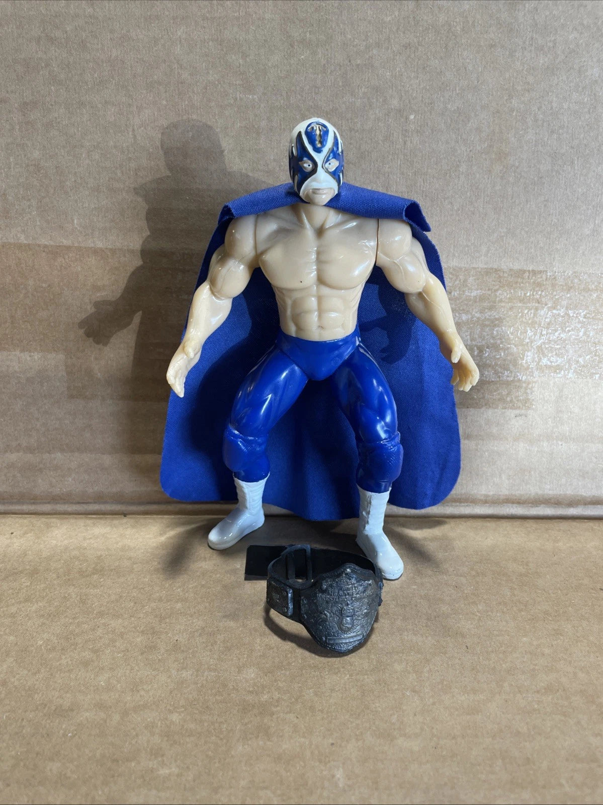 MIL MASCARAS ARENA ACTION FIGURE 90s LUCHA LIBRE RARE WRESTLING AAA CMLL WWE