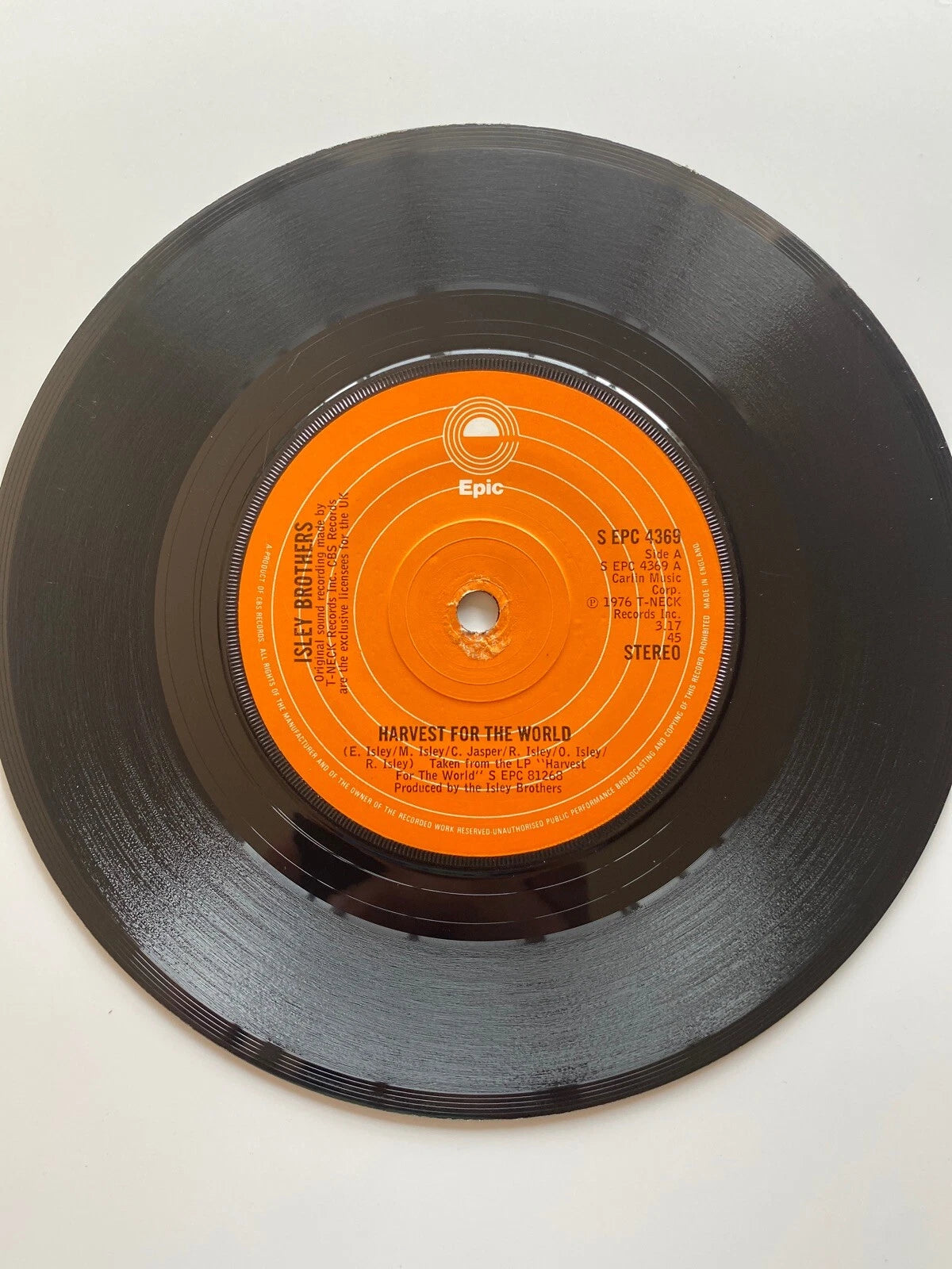 ISLEY BROTHERS - HARVEST FOR THE WORLD - EPIC 7" UK import (EX)