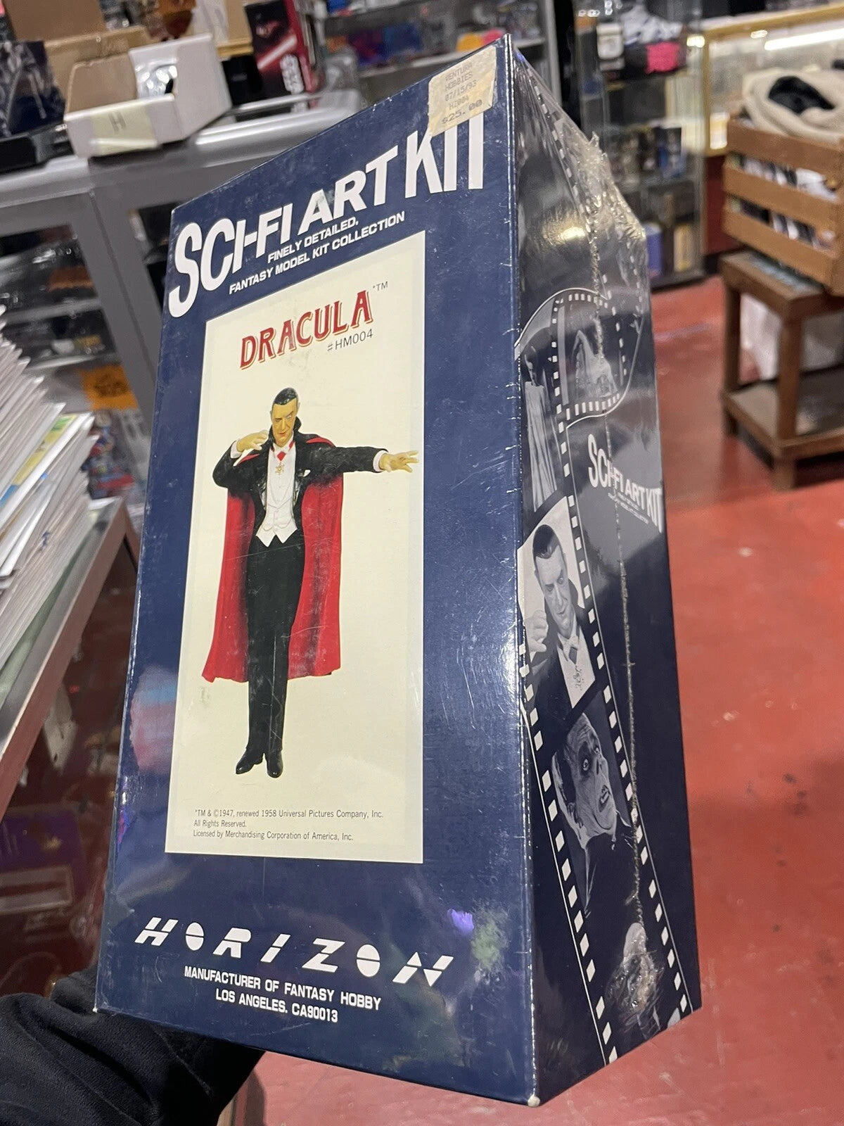 dracula sci-fi Art kit unbuilt model, 1958