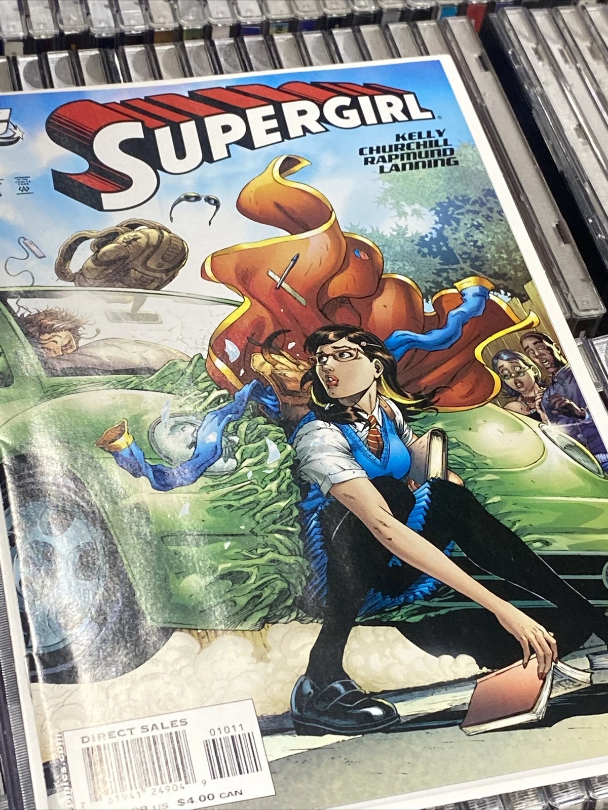 SUPERGIRL #10 (2006) NEWSSTAND RARE HTF DC COMICS VF