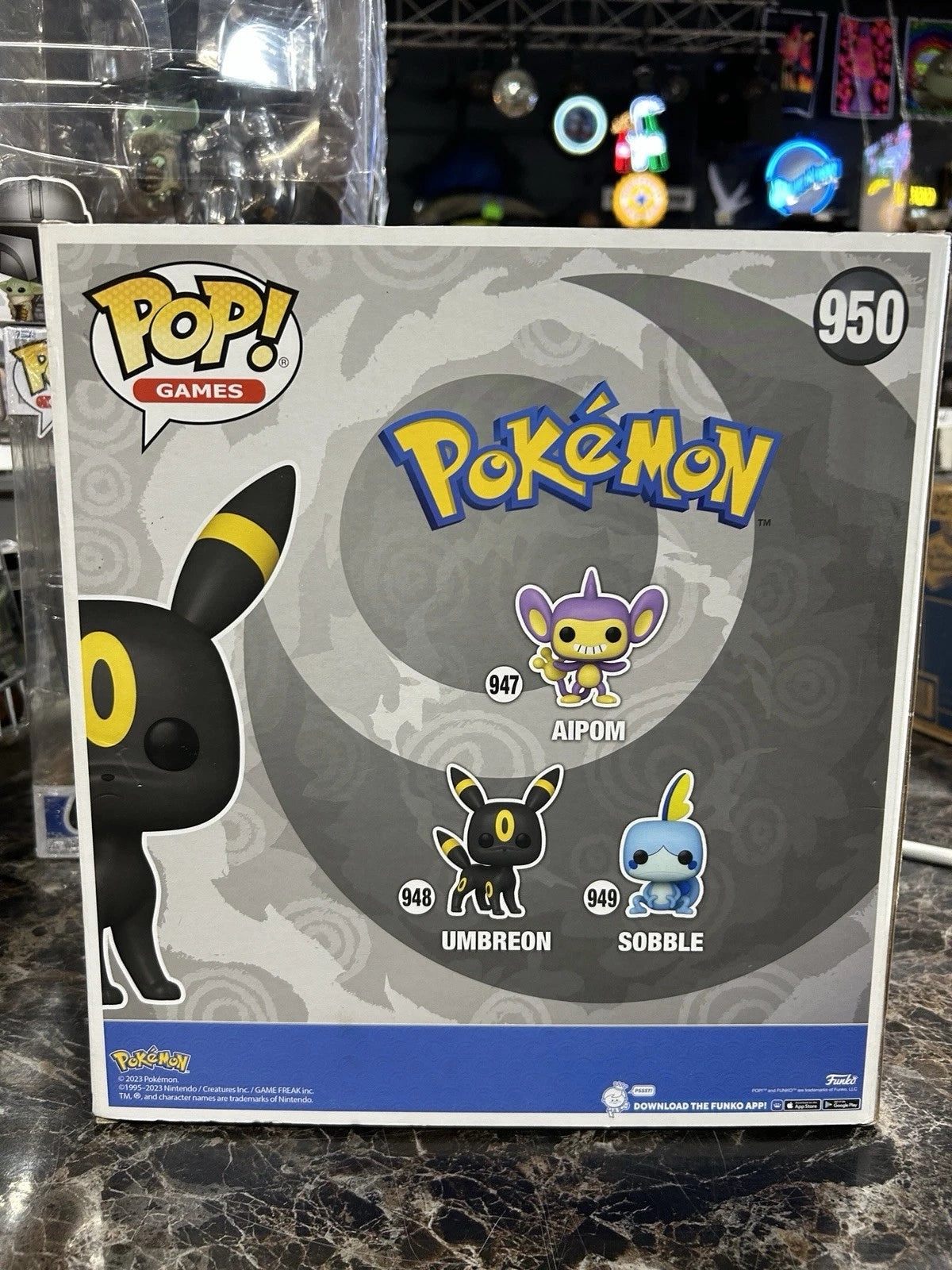 Funko POP! Pokémon 10" Jumbo Umbreon #950 Target Con Limited Edition