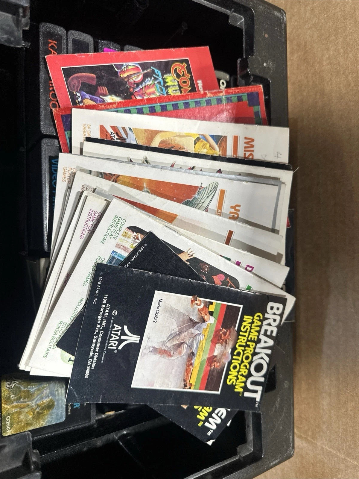 Original ATARI 2600 CONSOLE with STORAGE/Games/Controllers-GAME CENTER READ