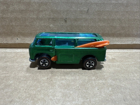 HOT WHEELS REDLINE BEACH BOMB * DARK GREEN COLOR * BLISTER PULL CAR