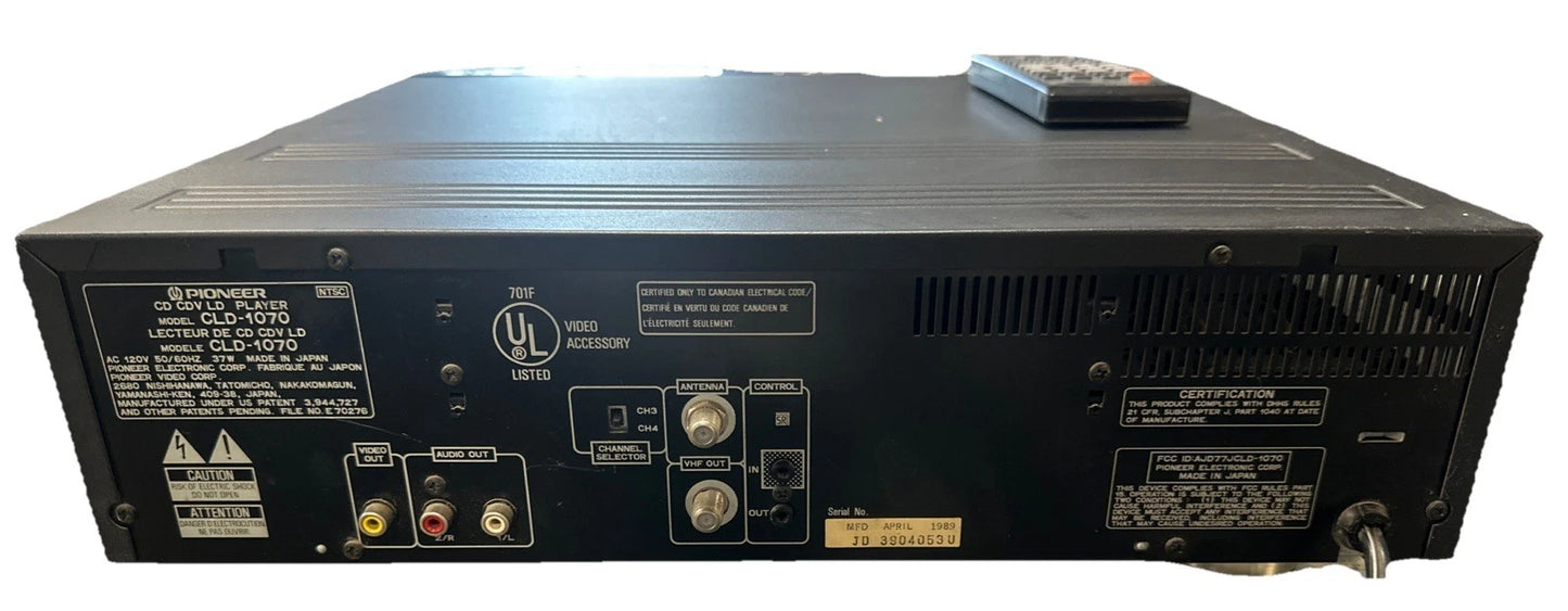Pioneer Laserdisc CD/CDV/LD Player CLD-1070 Tested Working with CD; w Remote