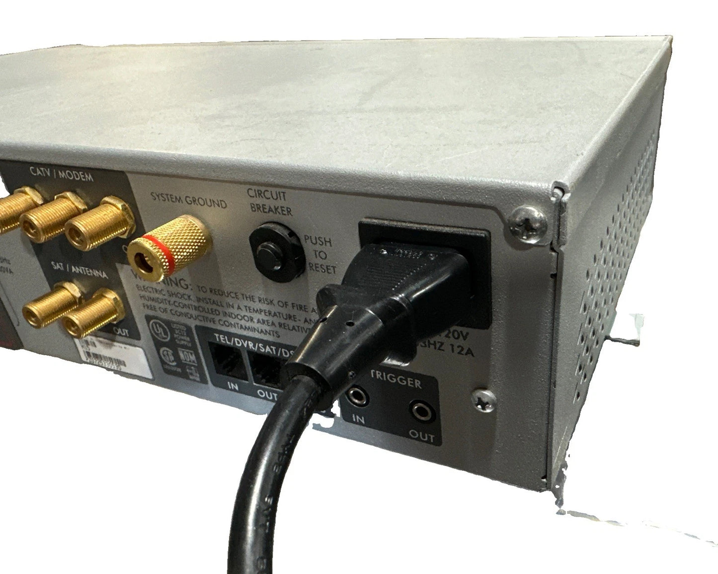 APC H15 Power Conditioner 120V 12 -Outlet Surge Protector Silver