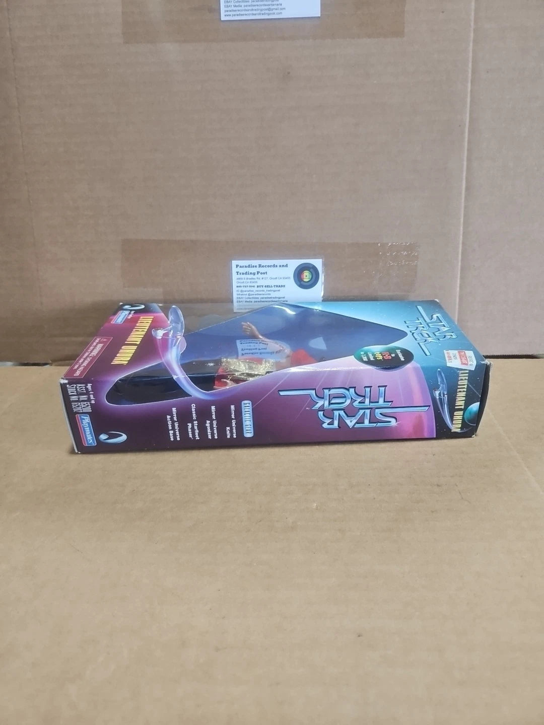 Star Trek Lieutenant Uhura 9” Playmates Action Figure 1998 KB Toys Exclusive Vtg