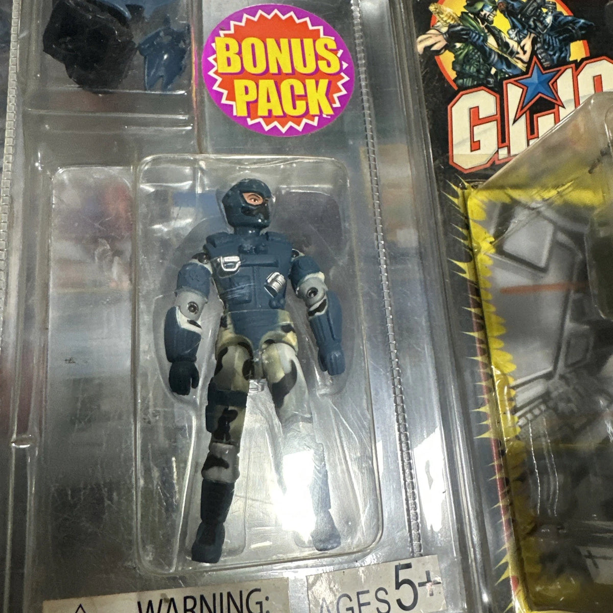 2002 Hasbro G.I. Joe SUREFIRE VS. COBRA SLICE w/ Bonus Pack