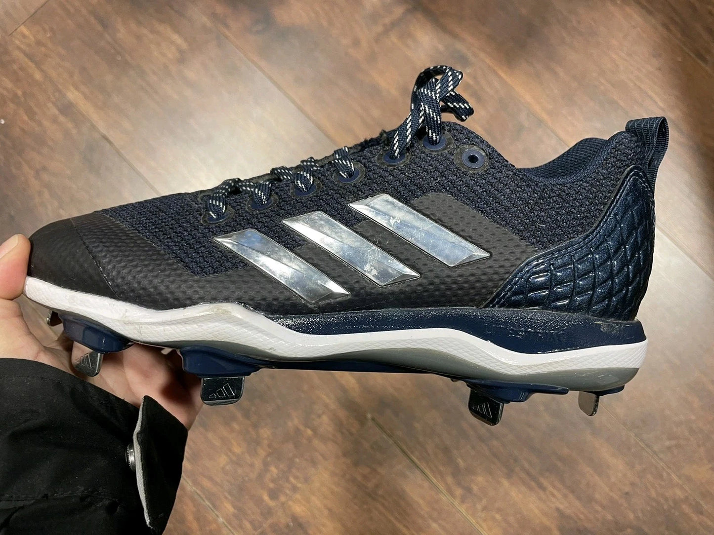Adidas Litestrike Cleats - Youth sz 6 1/2