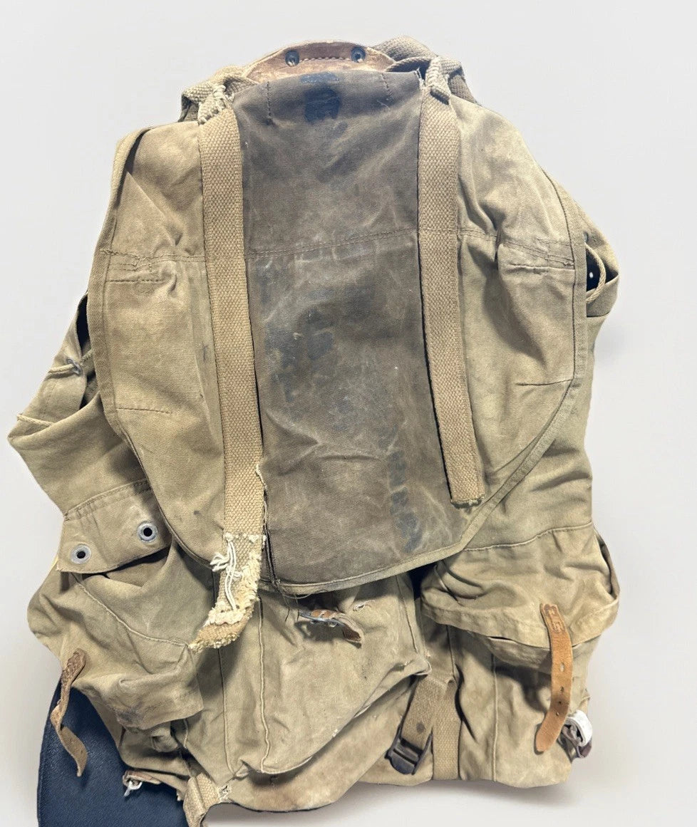 1943 WWII US Army Military Mountain Backpack w/ Metal Frame