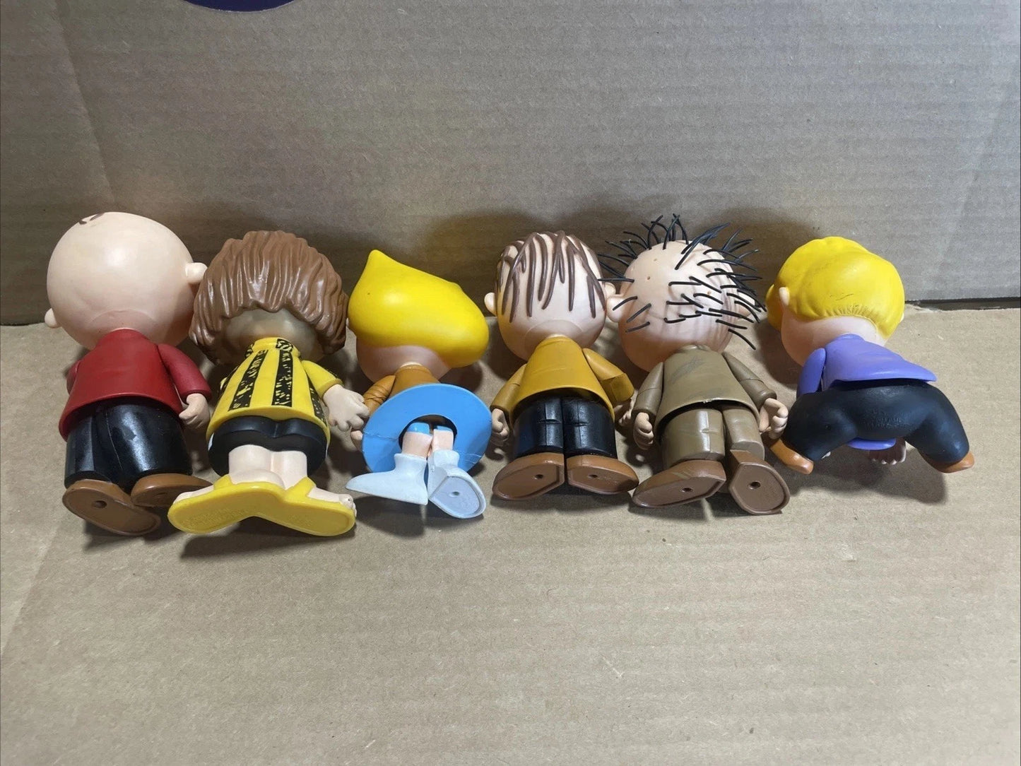 PEANUTS CHARLIE BROWN and GANG 5” Vinyl Action Figure 2002-2003 Vintage Lot Of 6