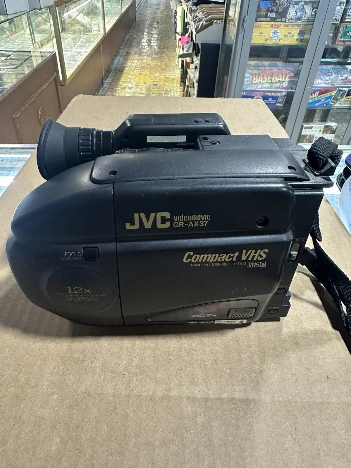JVC GR-AX37U Compact Camcorder Video Camera VHS-C