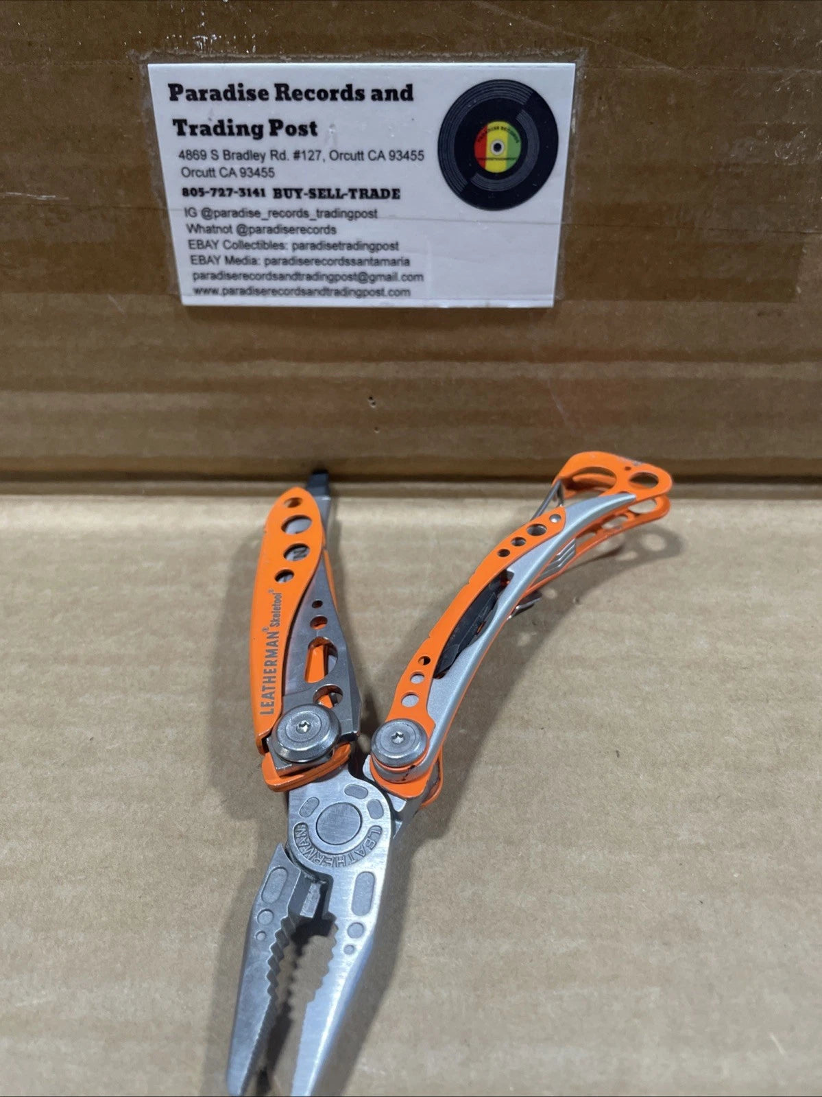 AUTHENTIC LEATHERMAN SKELETOOL RX RESCUE ORANGE