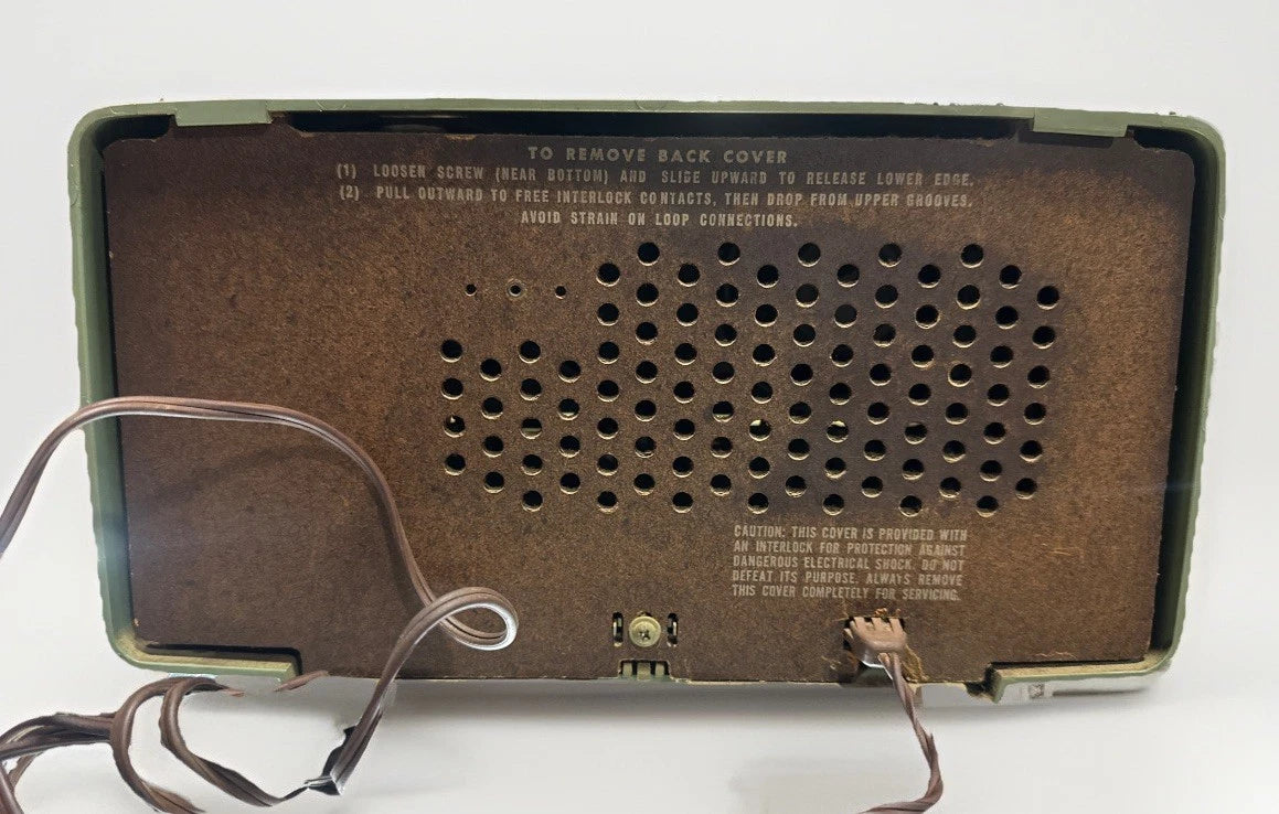 RARE RCA Victor Green Superheterodyne Tube Radio 9-XL-1H w/ Lighter Working