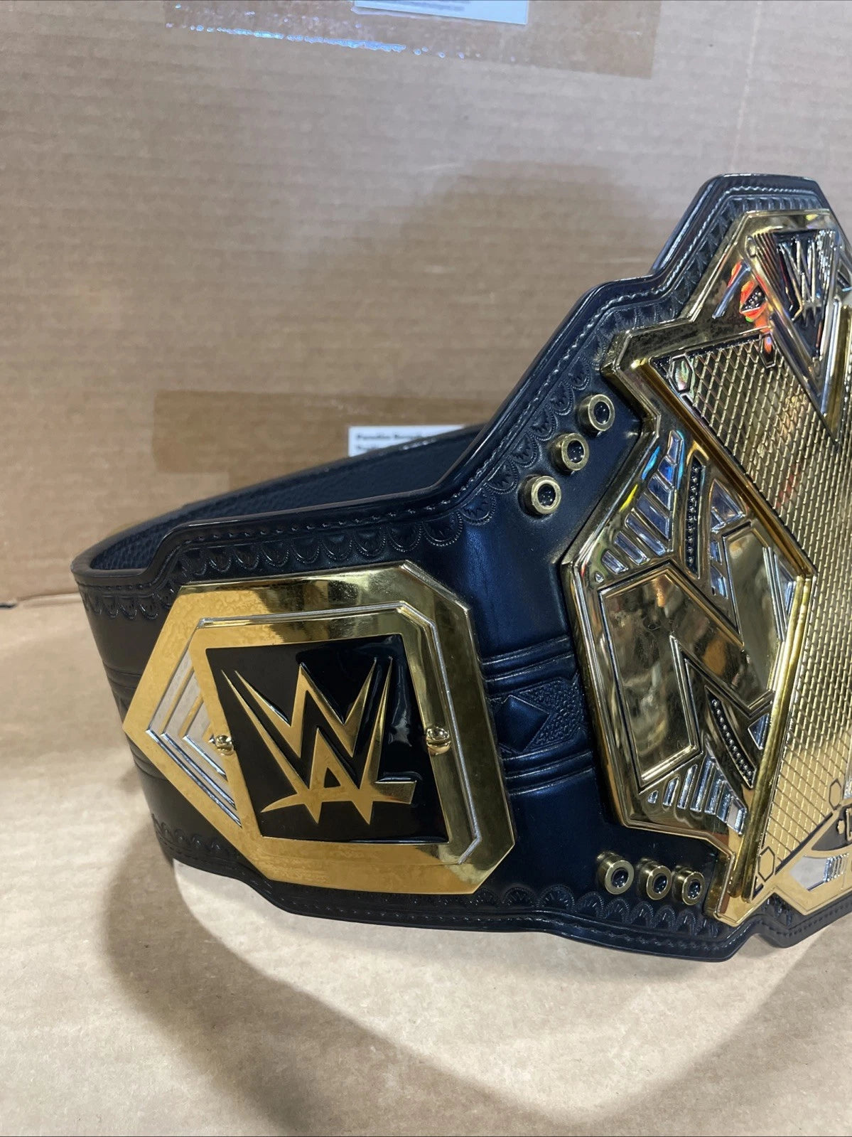 OFFICIAL WWE SHOP NXT 2.0 CHAMPIONSHIP REPLICA WRESTLING BELT TITLE (AUTHENTIC)