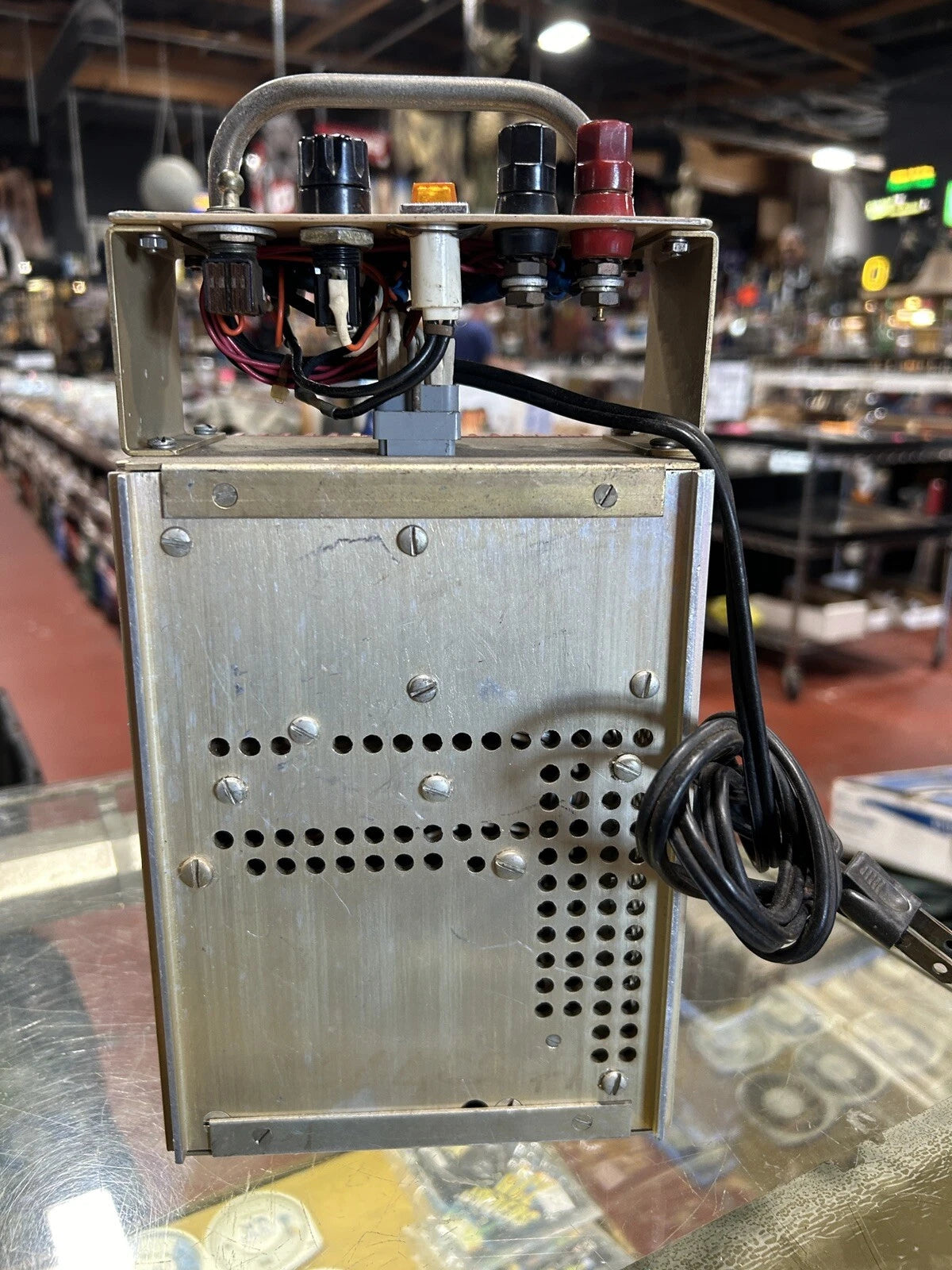 POWER DESIGNS INC. UPMD-12 Regulated Power Supply