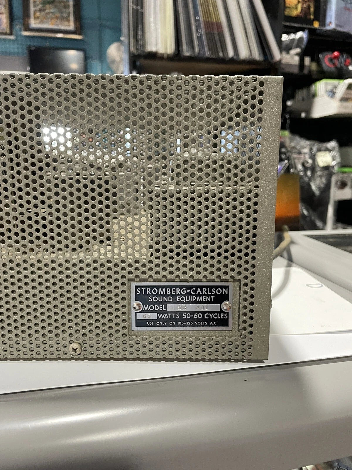 Vintage Stromberg-Carlson AM/FM Tuner Model SR401--TESTED