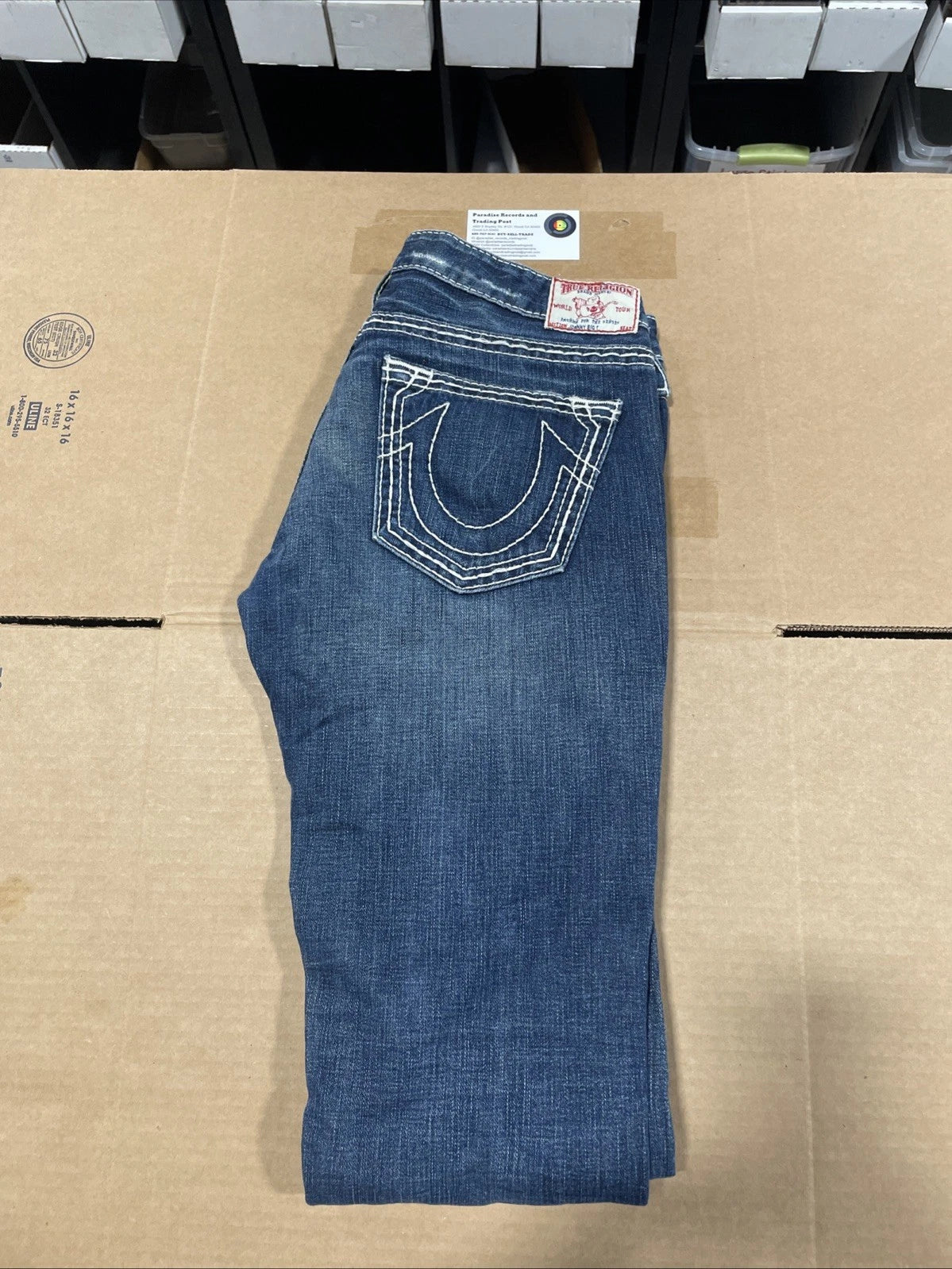 True Religion Women's Jeans Size 30 RN#112790 CA#30427 Straight Leg