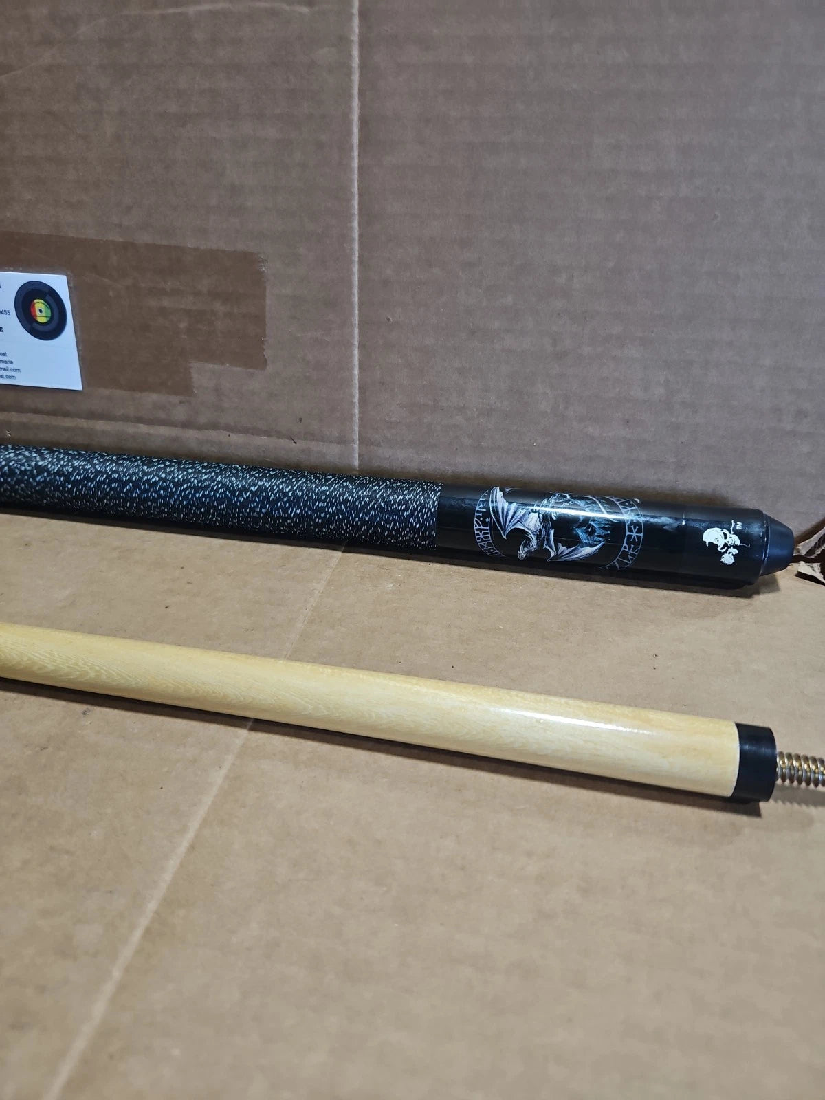 Players Pool Cue With Bag Dragon Theme