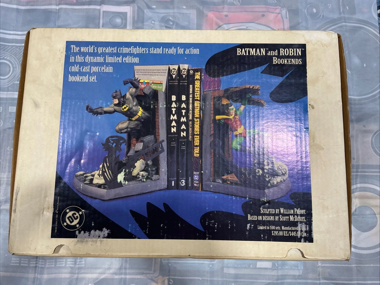 BATMAN AND ROBIN BOOKENDS PORCELAIN STATUE SET BY WILLIAM PAQUET