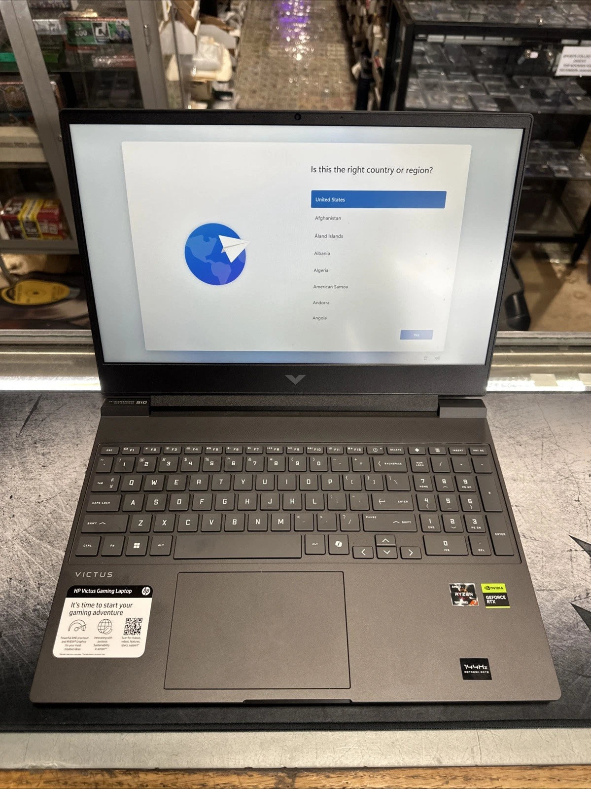 HP Victus 15.6 144Hz Gaming Laptop Ryzen 7 7445HS 16GB -RTX 4050-512GB Bundle