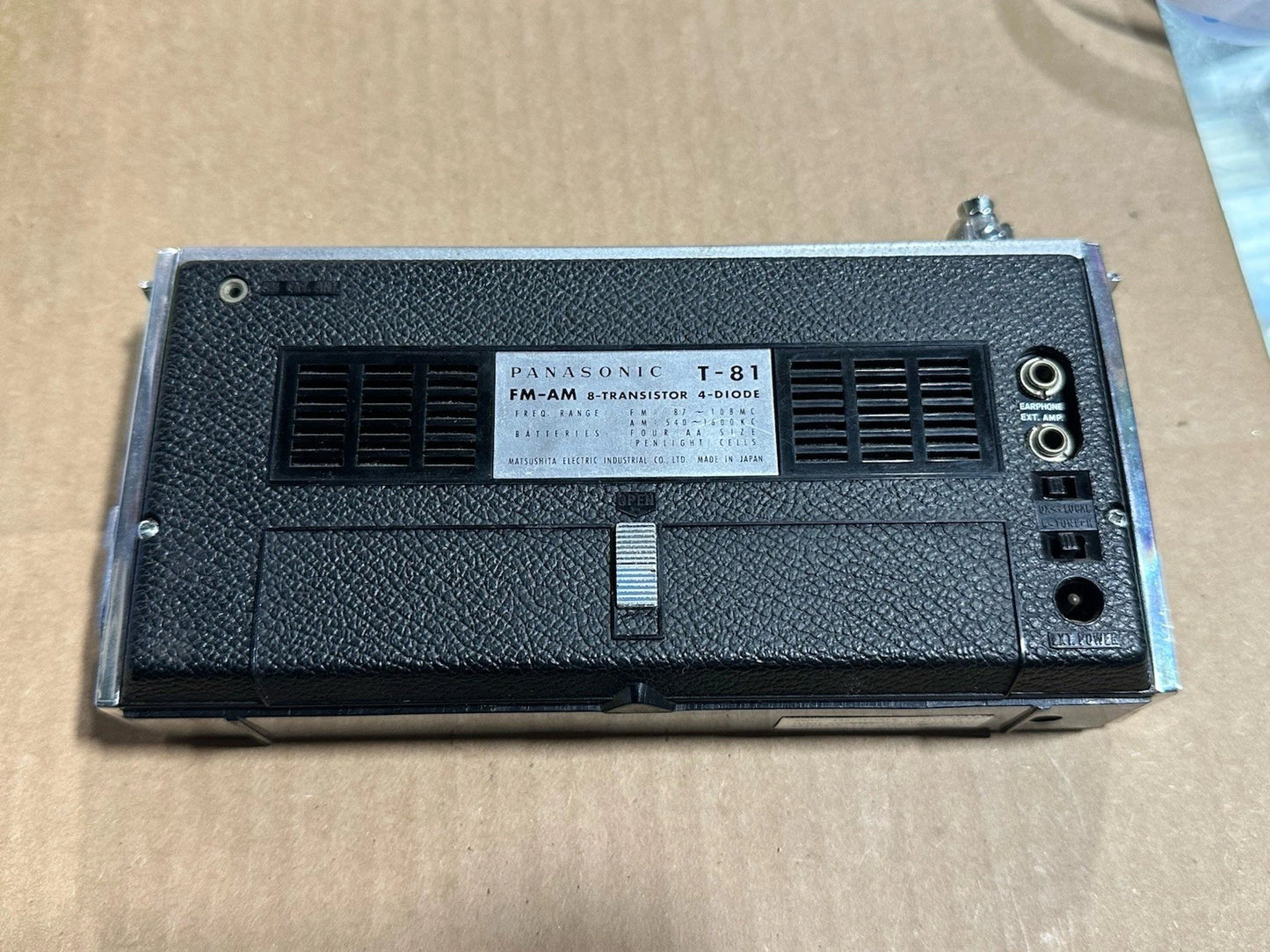 Panasonic T-81 FM-AM 8 Transistor Radio - Parts Or Repair