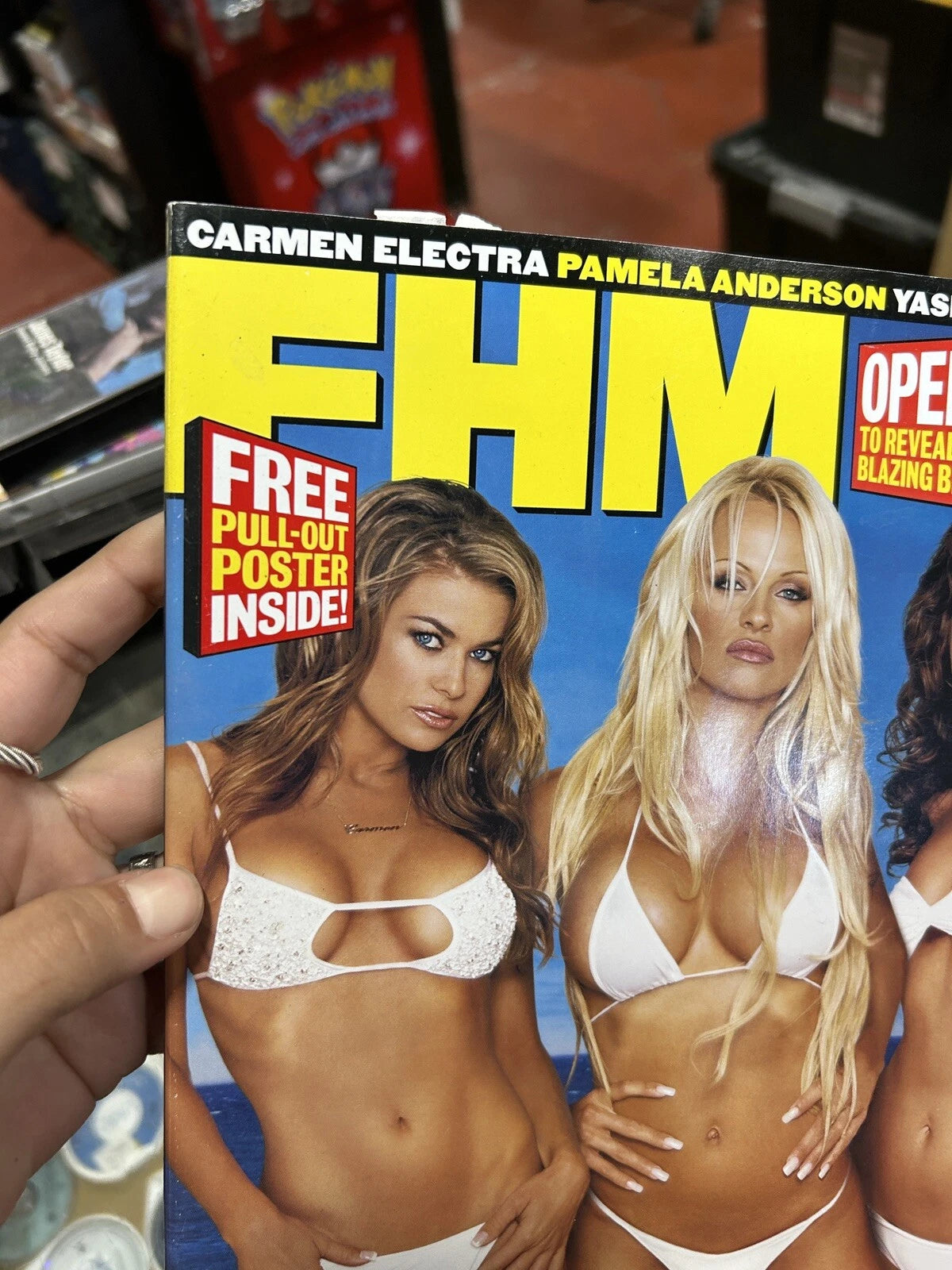 FHM magazine #30 March 2003 BAYWATCH Carmen Electra Pam Anderson Yasmine Bleeth