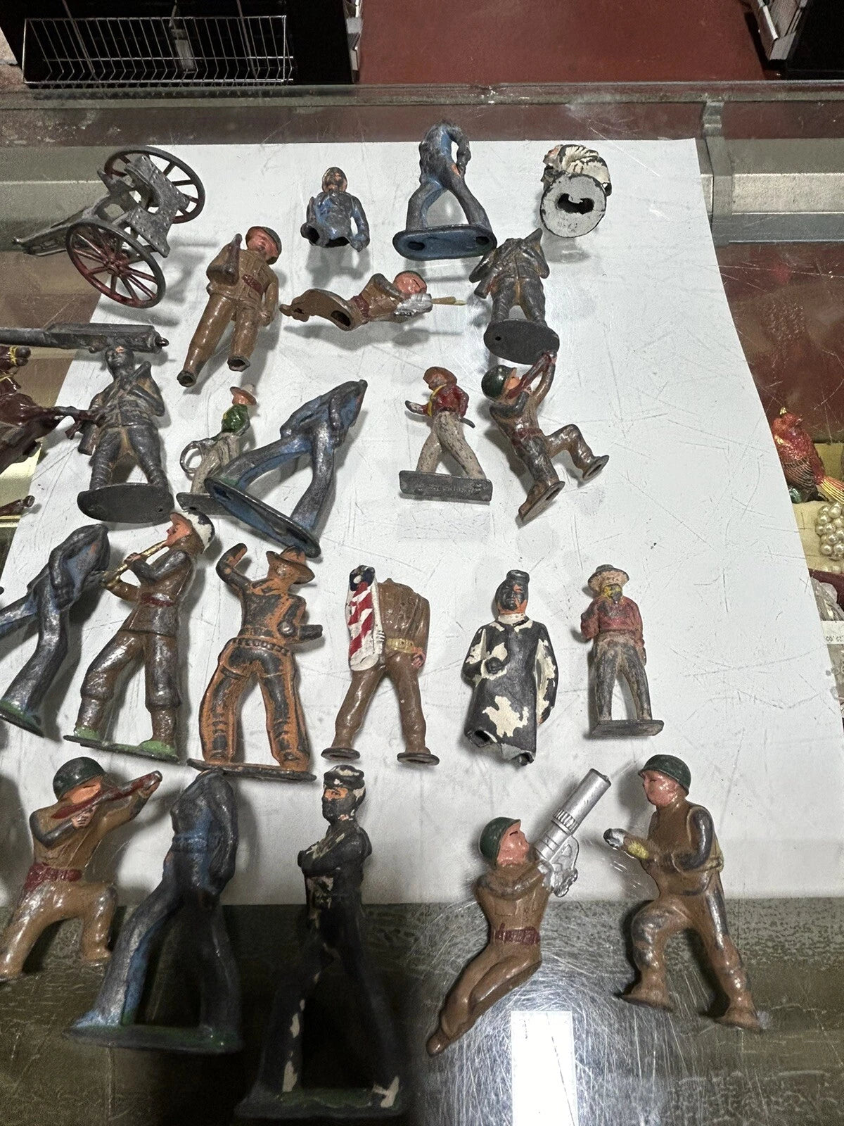 Vintage Lead Toy Soldiers Lot