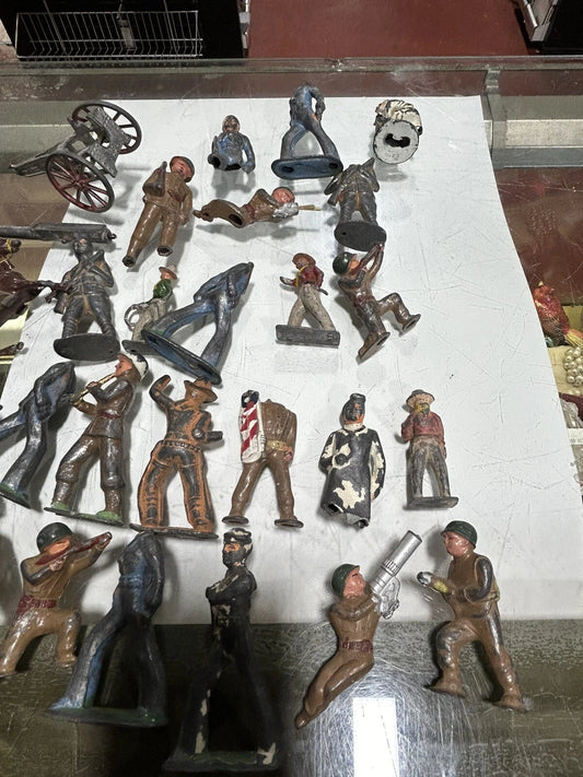 Vintage Lead Toy Soldiers Lot