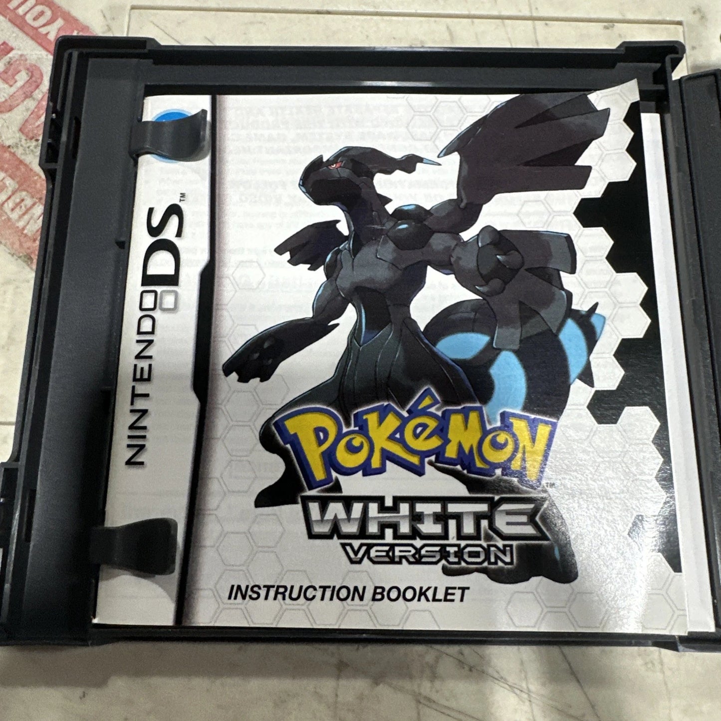 Authentic Pokemon White (Nintendo DS, 2010) Japanese Version With English Case