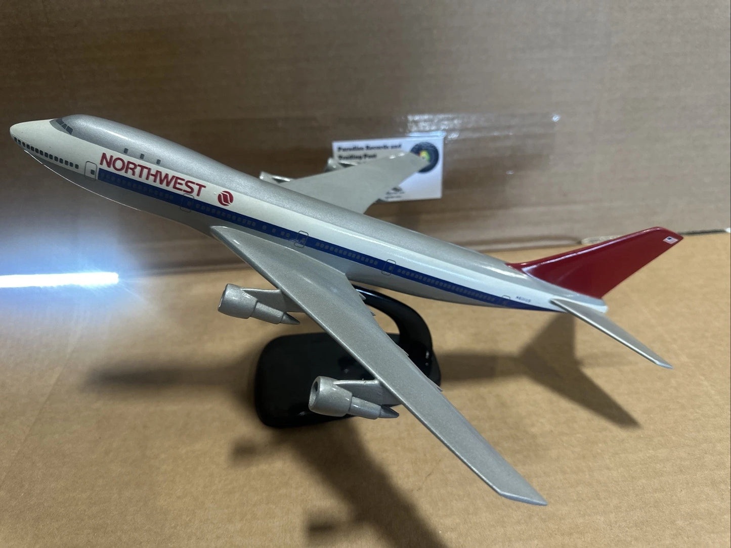 Vintage Northwest Airplane with Stand Model 1/200 N601us Boeing 747-100