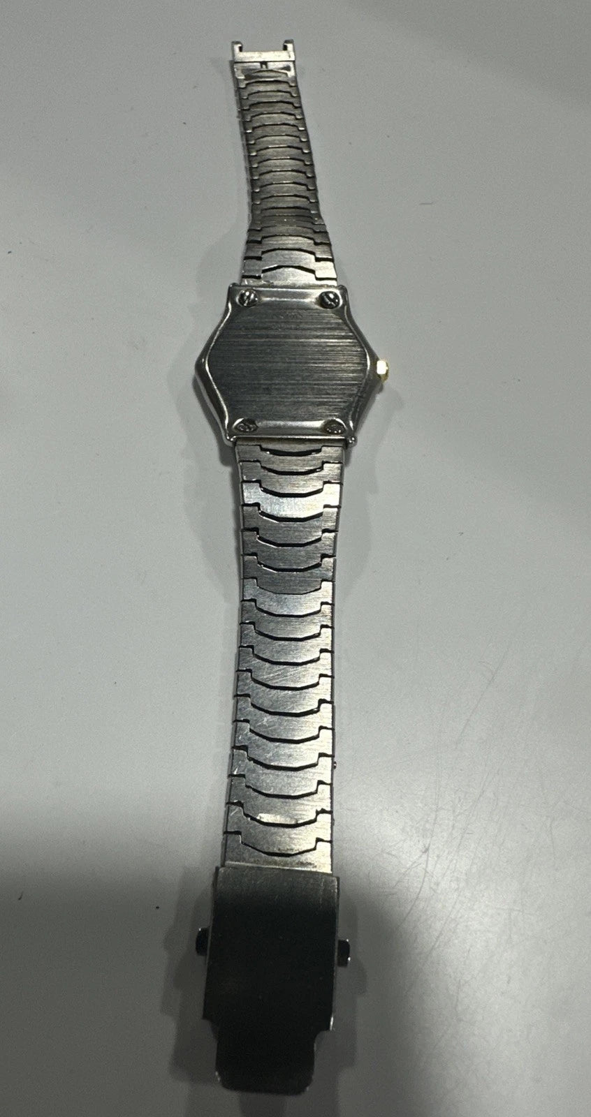 EBEL Classic Sport Wave Quartz Women's 18k Gold Watch w/ New Battery 181908