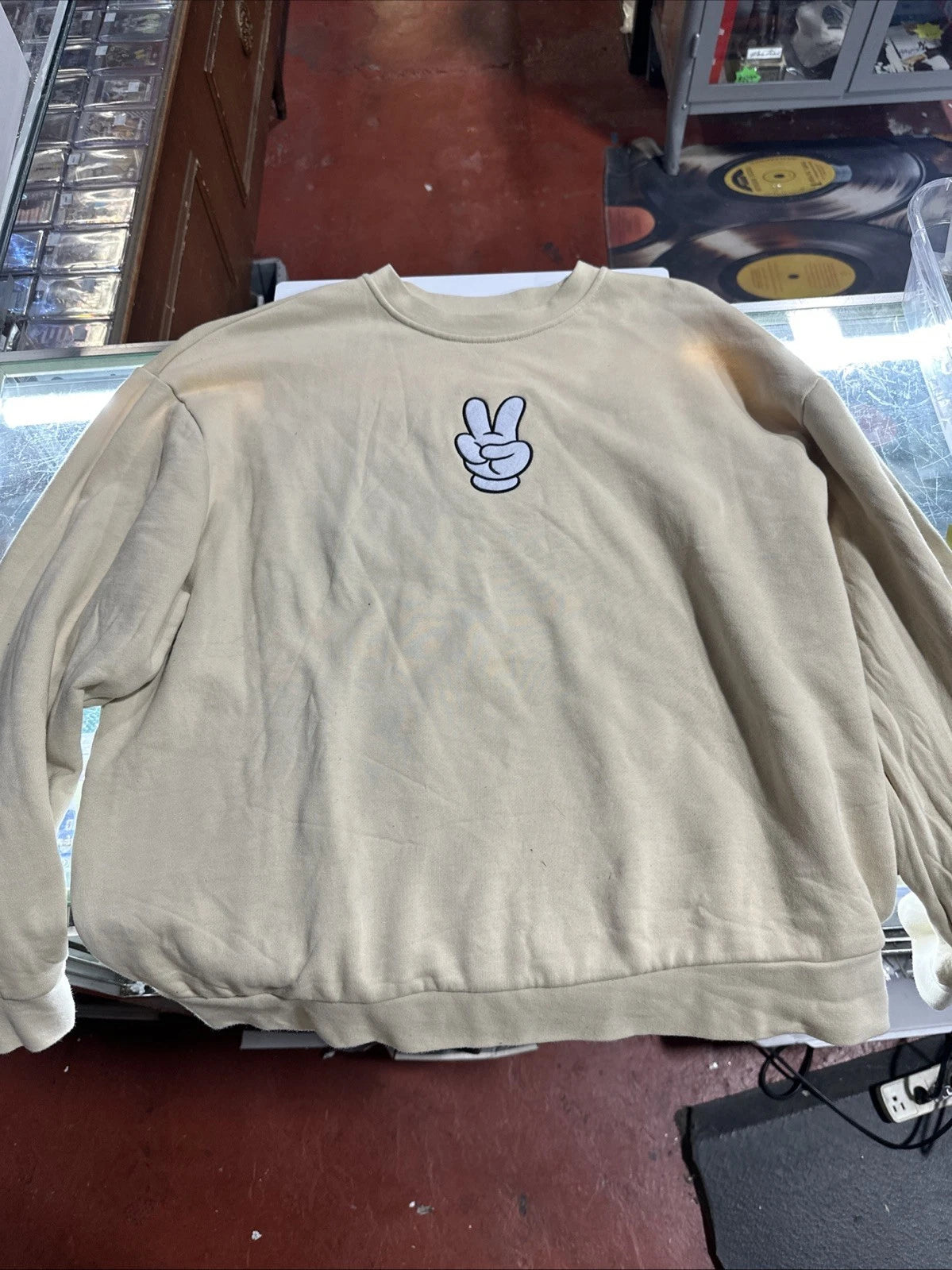 Authentic Disney Mickey Mouse Peace Sign Beige Pullover Sweatshirt Adult Large