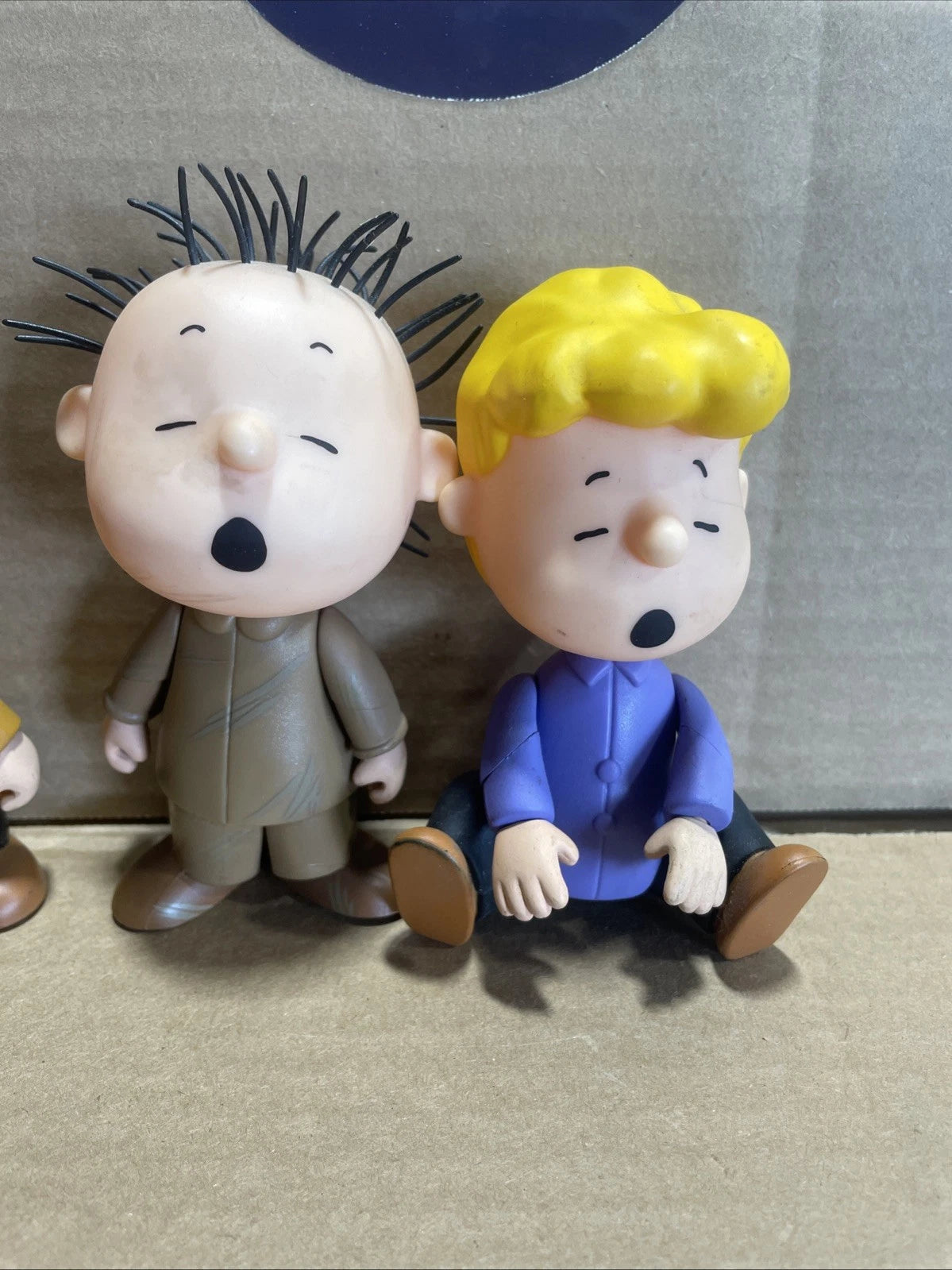 PEANUTS CHARLIE BROWN and GANG 5” Vinyl Action Figure 2002-2003 Vintage Lot Of 6