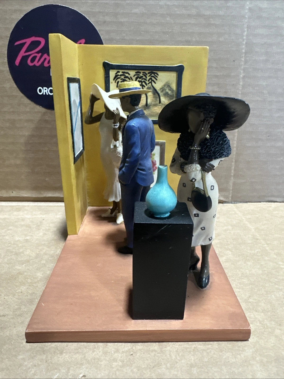 SASS N CLASS BY ANNIE LEE: SCENE 2 FROM THE GALLERY READ