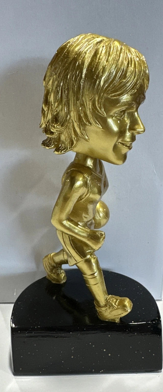BRAND NEW 6 inch Bright Gold Basketball Bobble Head Resin BH104