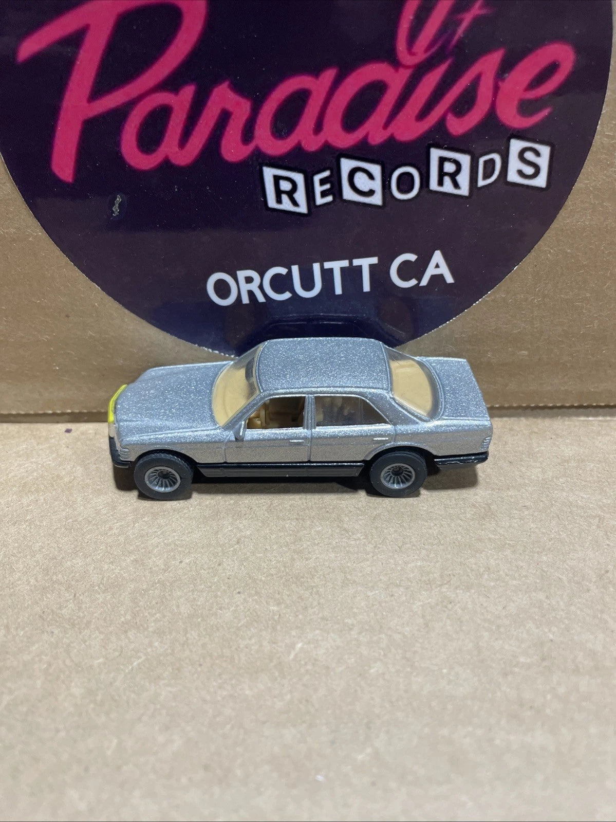 Hot Wheels Vintage Real Riders Mercedes-Benz 380 SEL