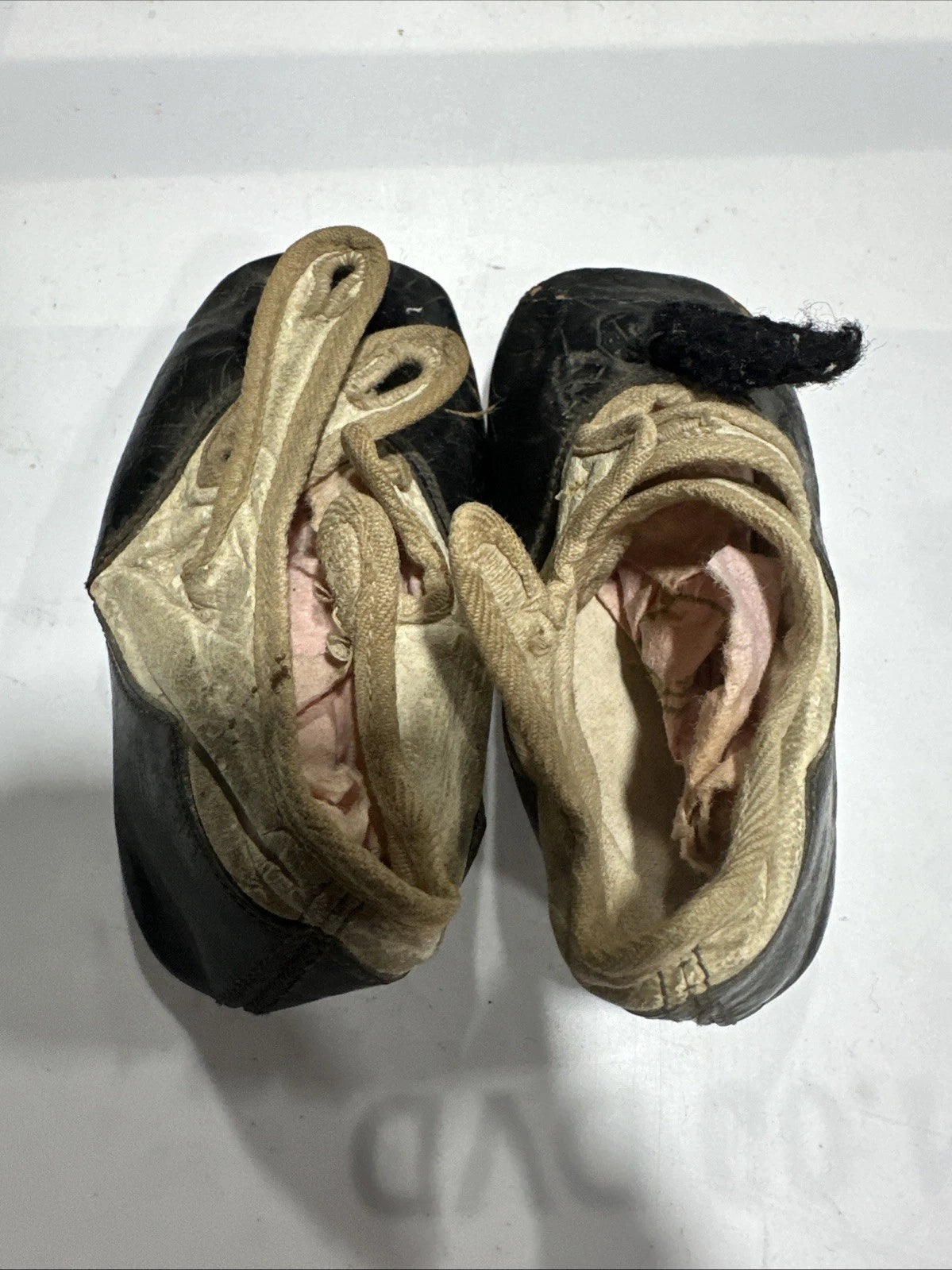 Antique White & Black Baby Toddler Shoes 3 Button Up leather Soles 19th-20th Cen