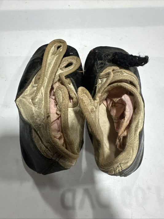 Antique White & Black Baby Toddler Shoes 3 Button Up leather Soles 19th-20th Cen