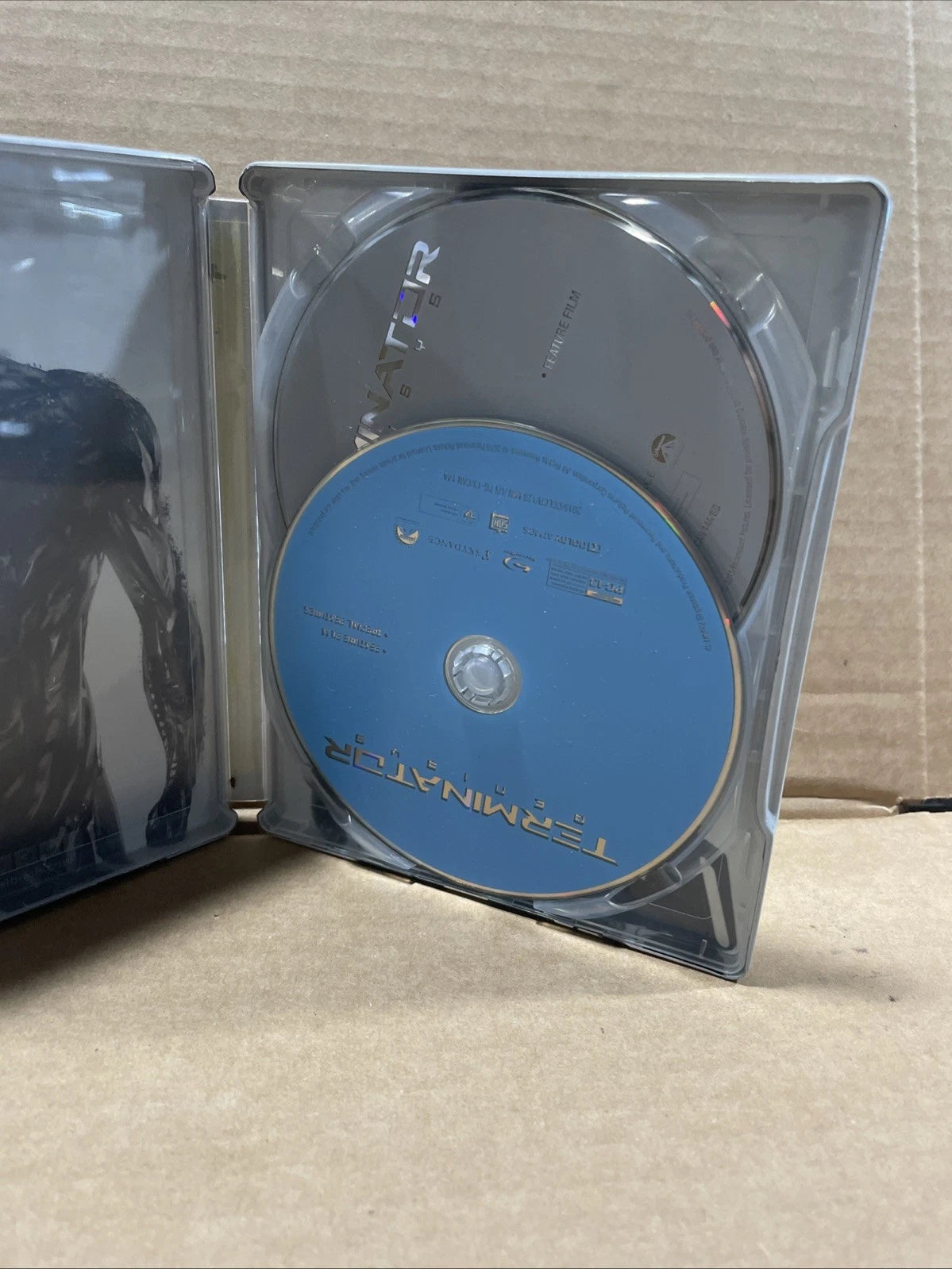 Terminator Genisys (Blu-ray + DVD, 2015, Steelbook) Arnold Schwarzenegger